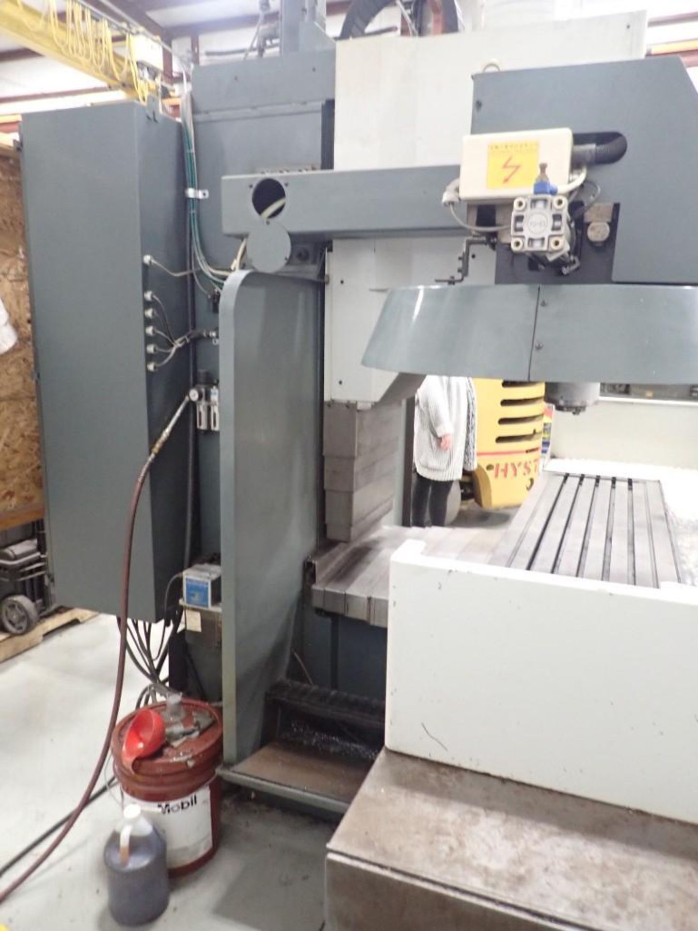 *NEW 1999* Vertical Machining Center w/ Mitsubishi M50 Control - Image 8 of 9