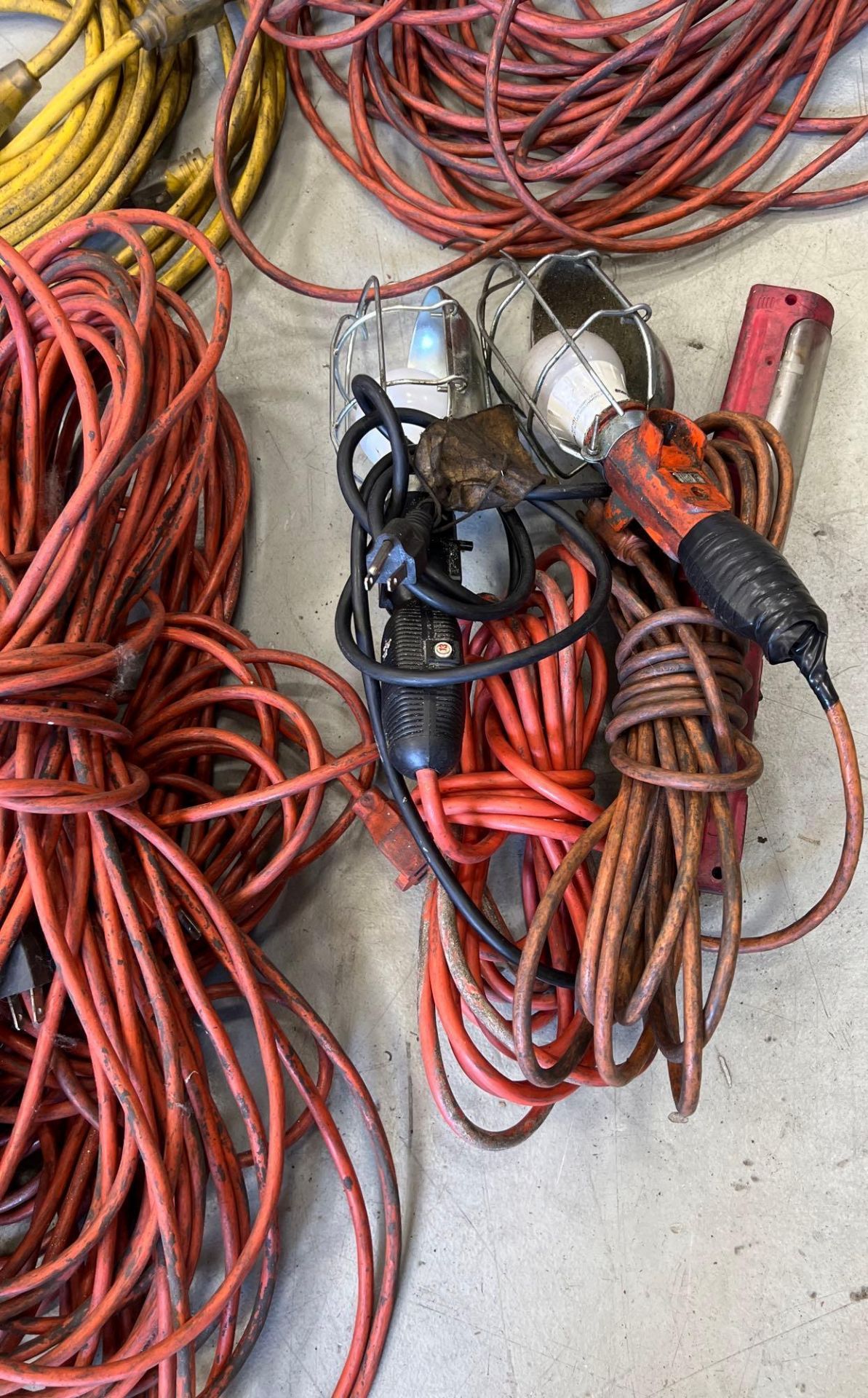 Lot of Misc. Electric Extensions Cords & Work Lights - Image 3 of 6