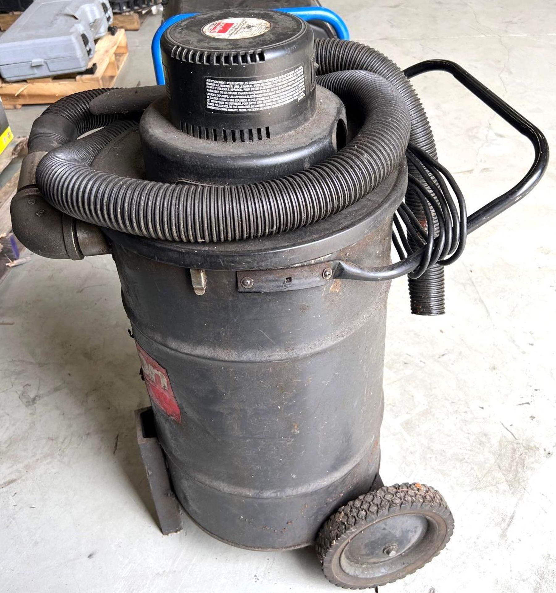 Dayton 3Z708D Wet / Dry Vacuum, 120V - Image 2 of 4