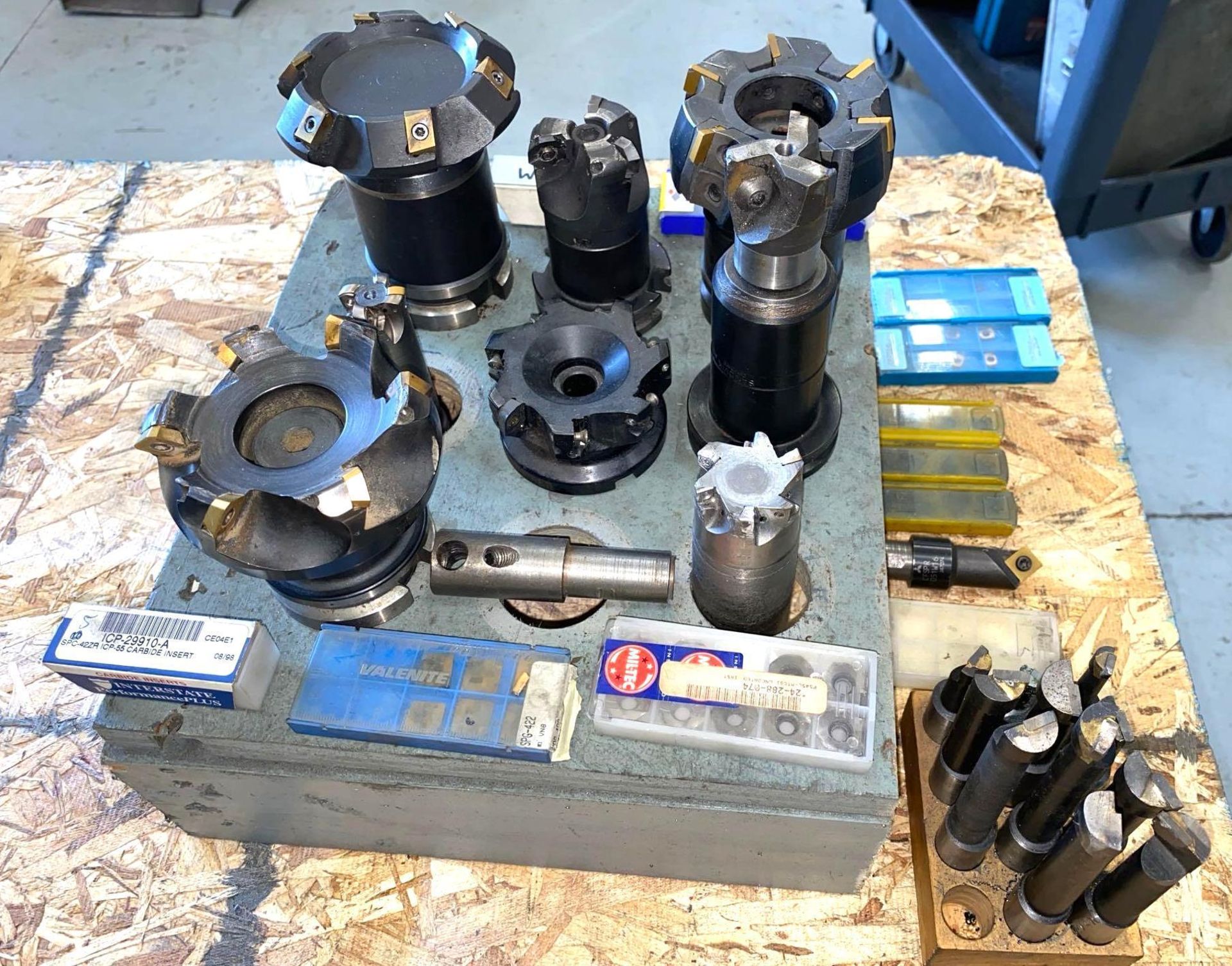 Insert Receiver Box Cutter Lot of Carbide Insert Milling Cutters, Boring Bars, Carbide Inserts