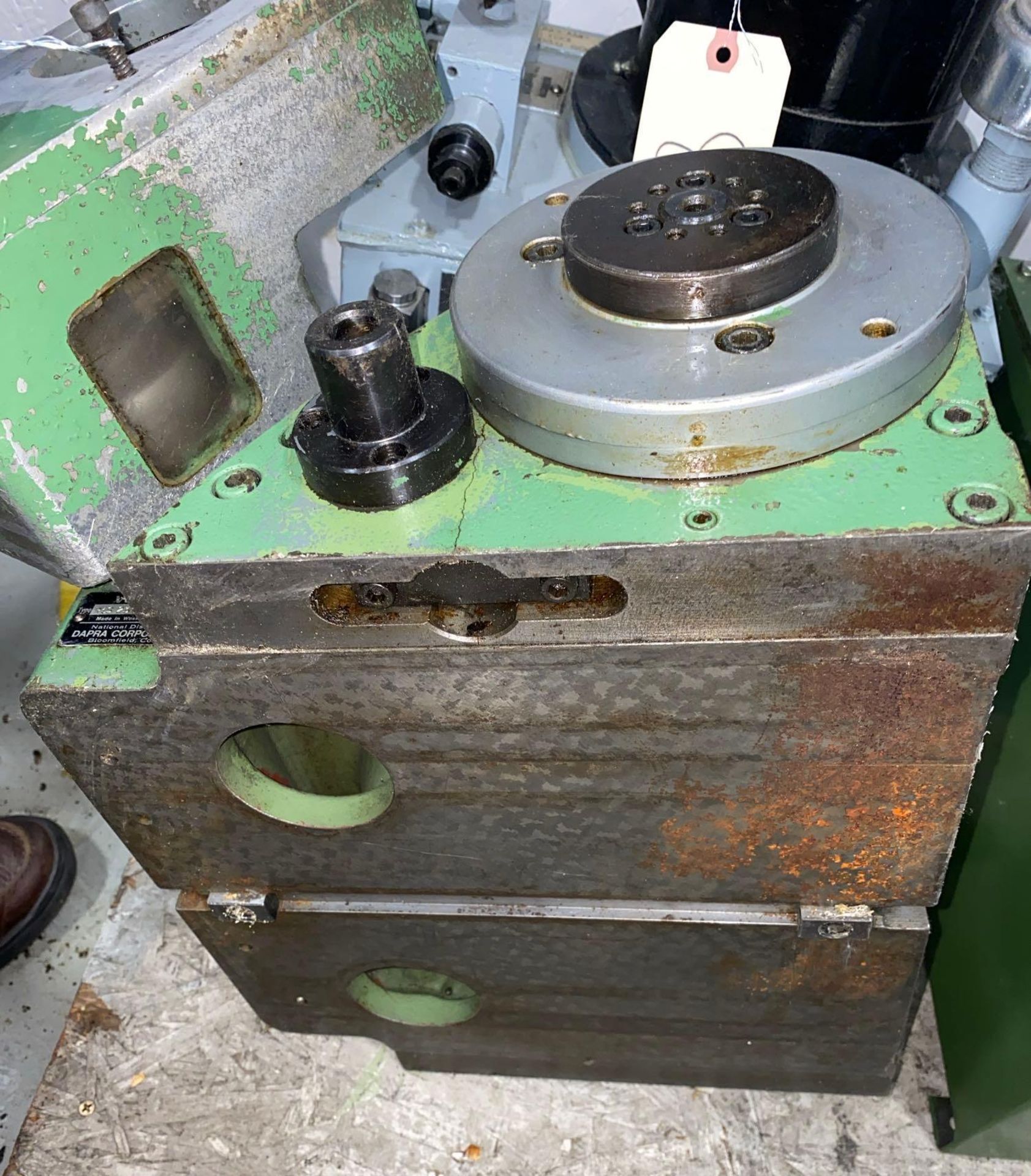 10" Walter Model #: RS 250 G Tilting Rotary Table - Image 4 of 6