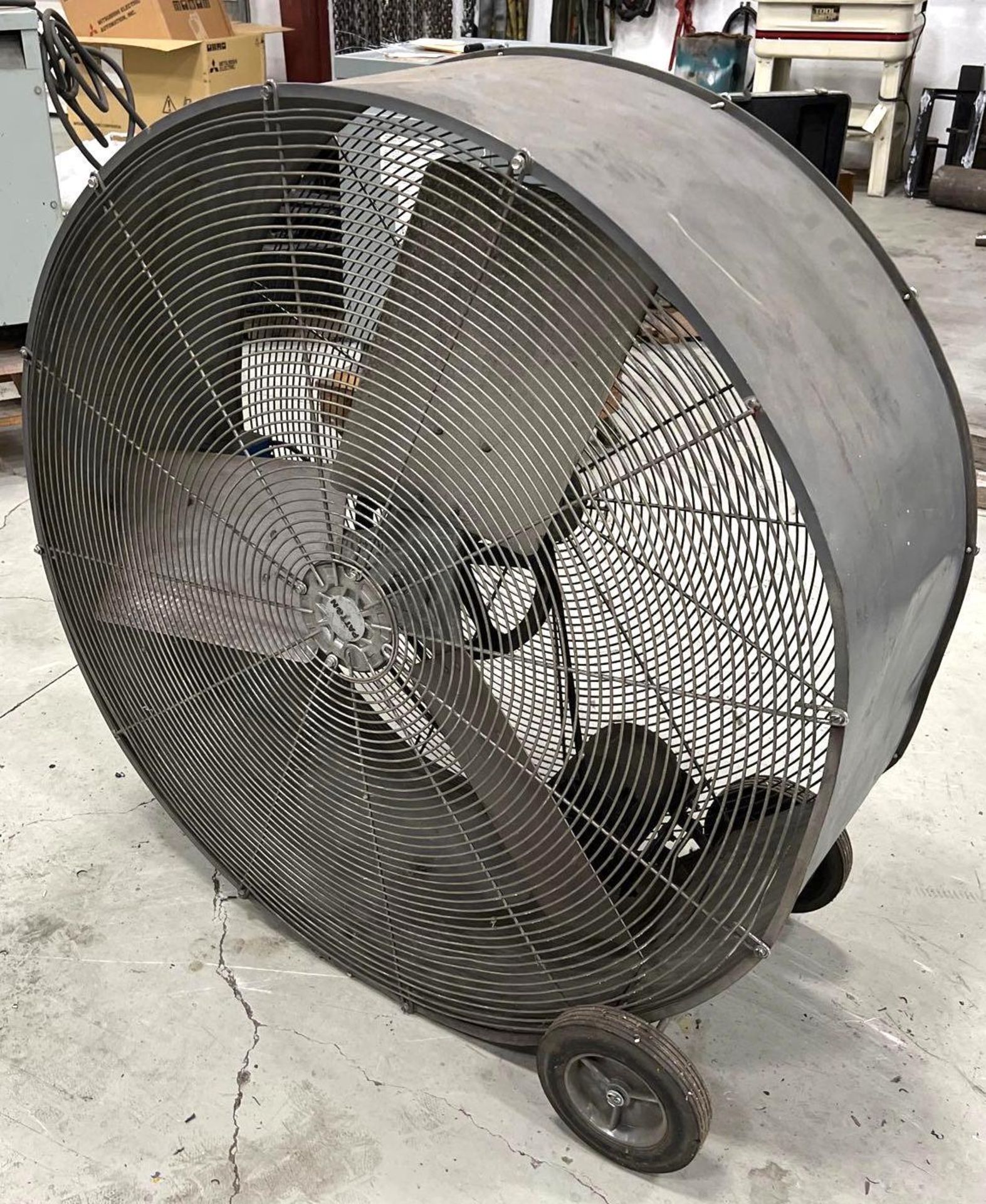 42" Patton Portable Drum Fan, Floor Fan, 115V - Image 2 of 4