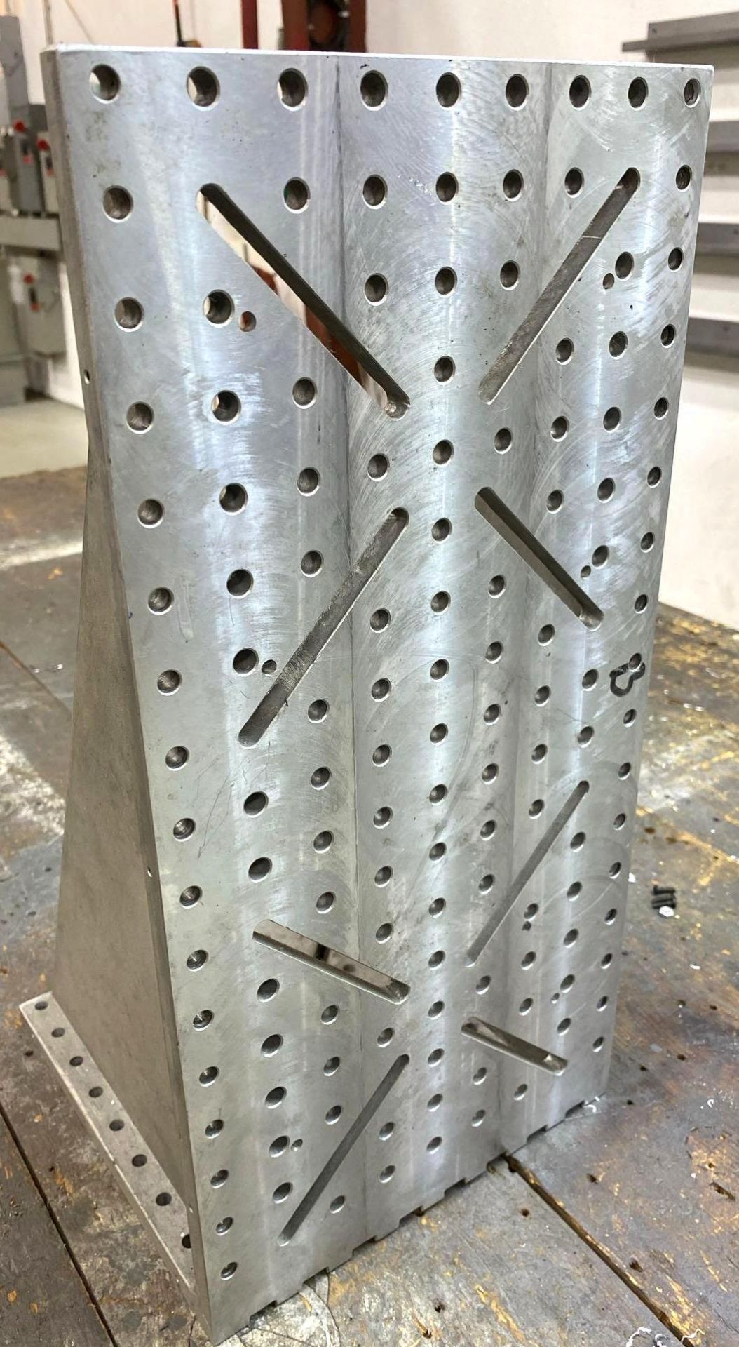 8-5/8 x 17-1/2 x 8-5/8 Aluminum Angle Plate