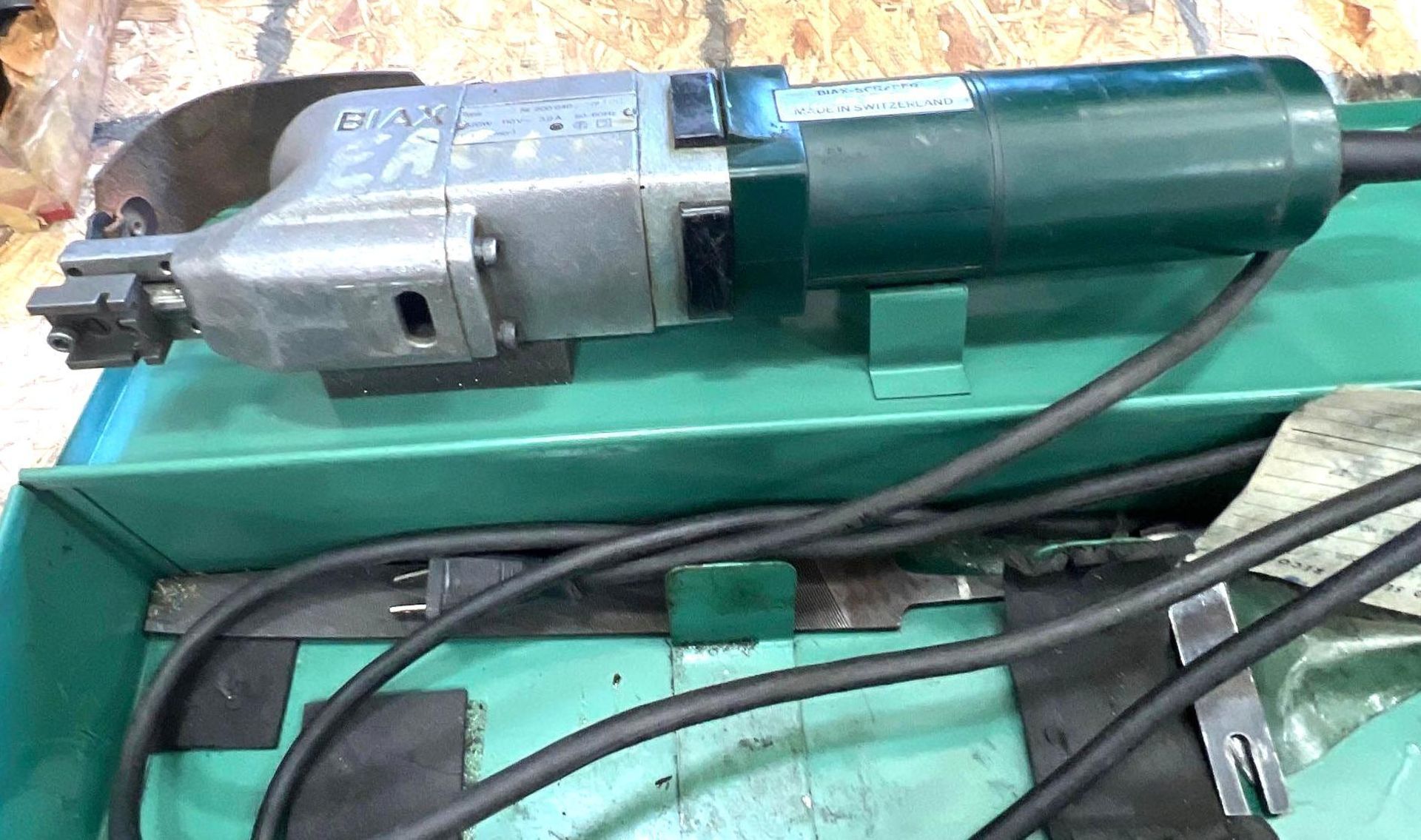 Biax HM-10 Power Scraper, 110V w/ Case - Image 3 of 6