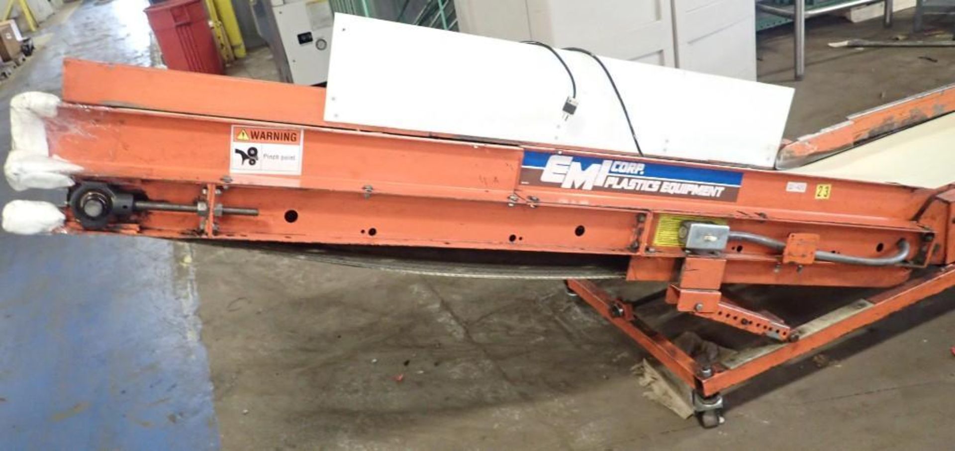 EMI Plastics Equipment #KKIX-24-5-4-20 Incline Belt Conveyor - Image 2 of 6