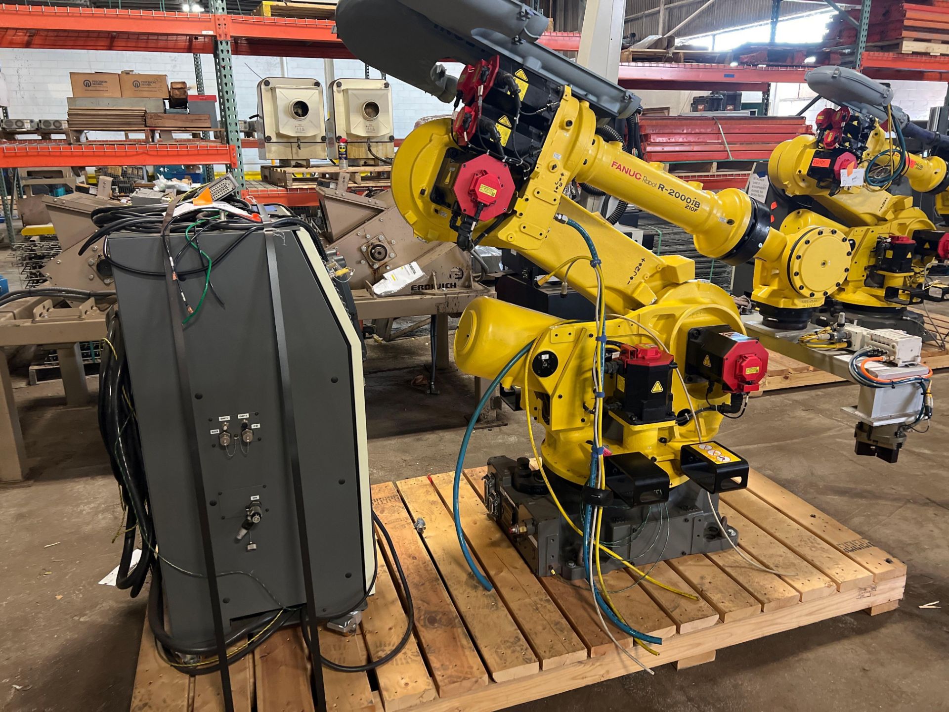 2011 Fanuc R2000iB 210F w/R30iA Controller