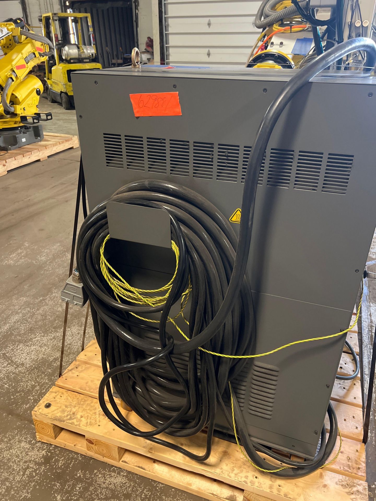 2011 Fanuc R2000iB 210F w/R30iA Controller - Image 6 of 7