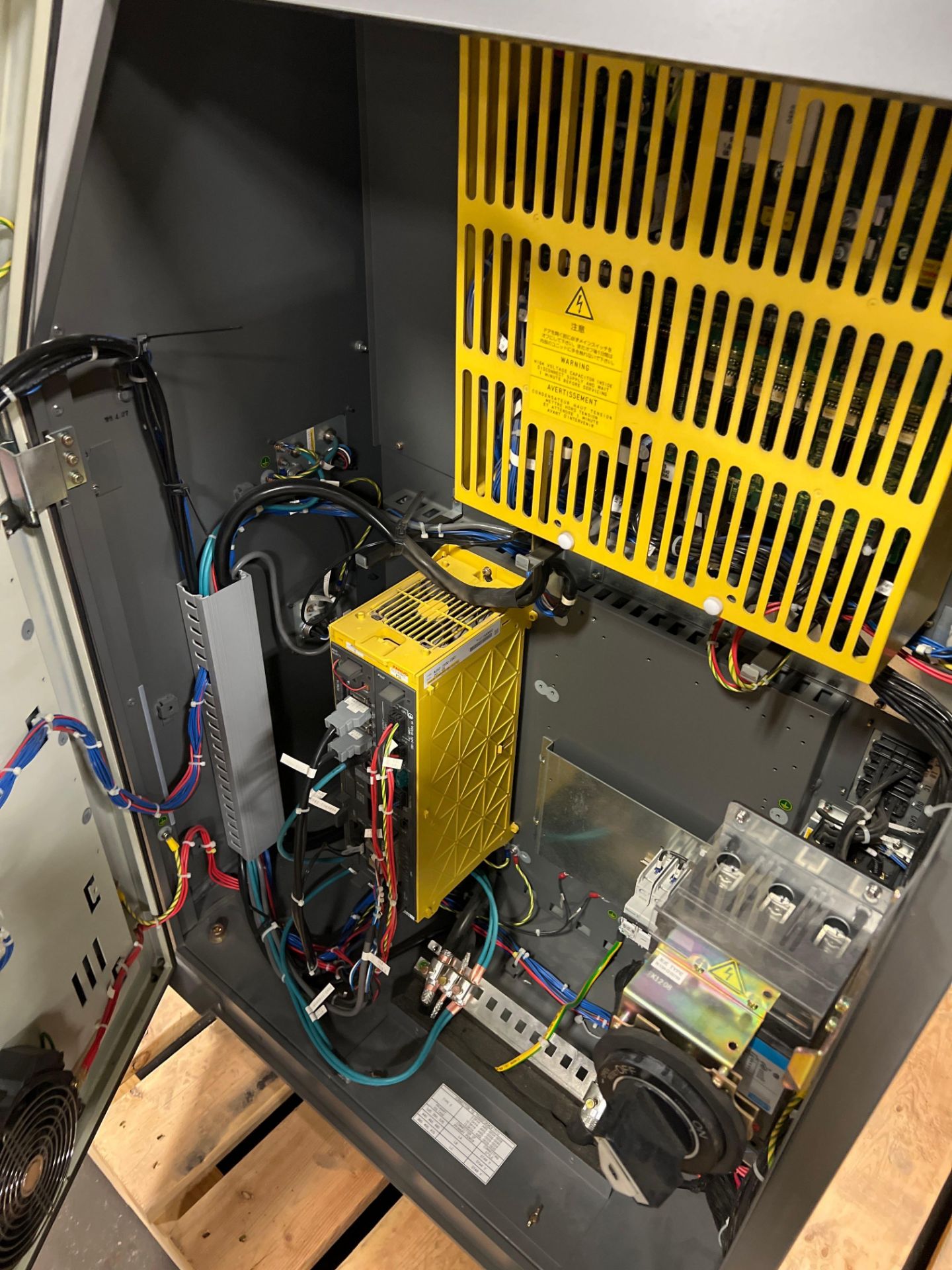 2011 Fanuc R2000iB 125L w/R30iA Controller - Image 19 of 20