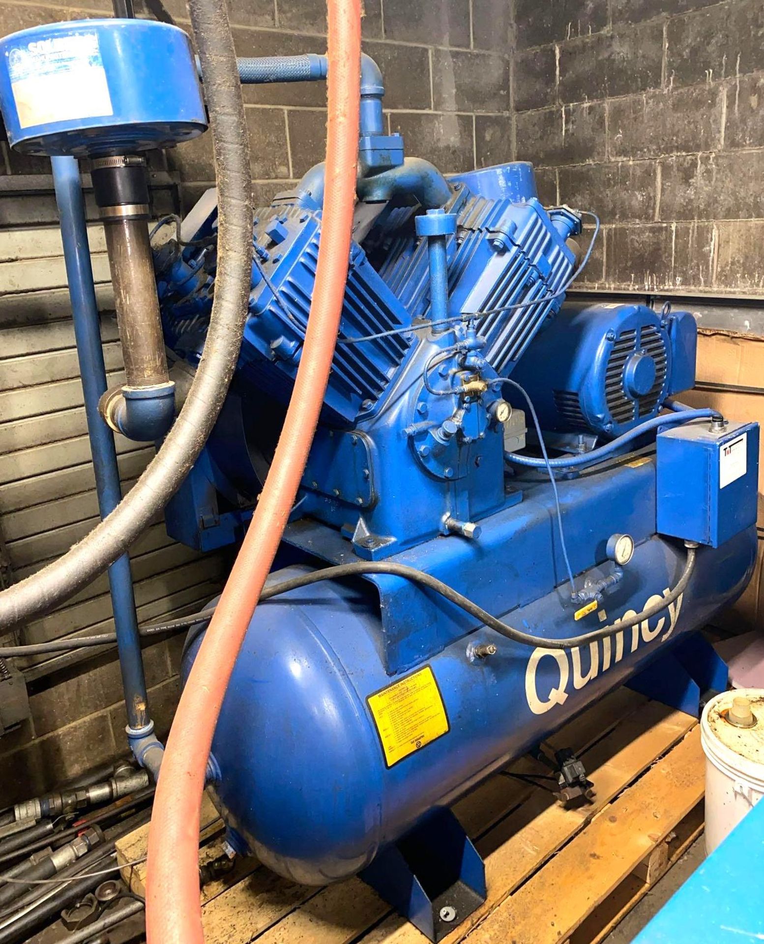 25 HP Quincy 2 Stage Air Compressor - Image 4 of 4