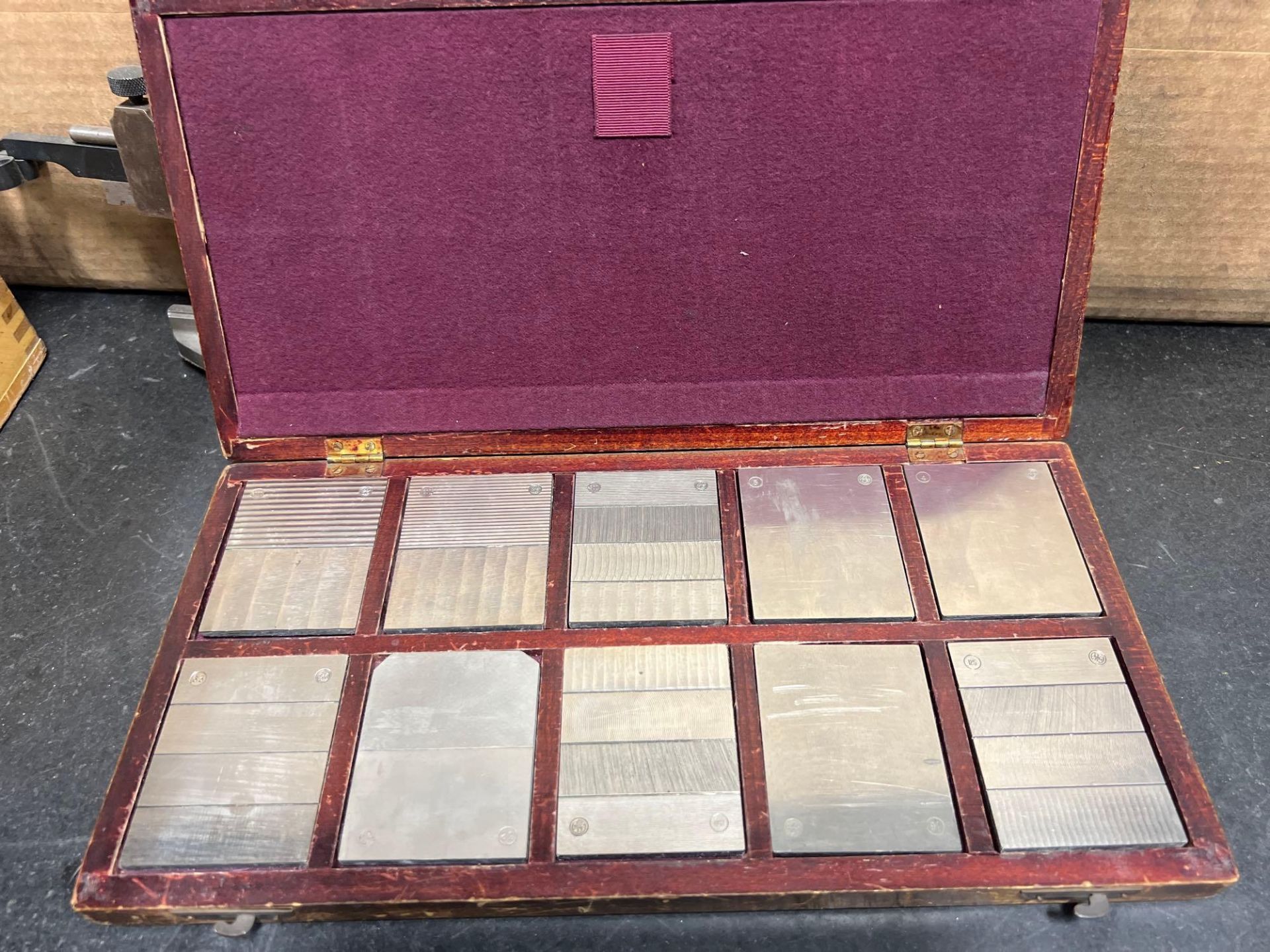 GE General Electric Standard Roughness Specimens Cat. 8651831G2 - Image 2 of 3