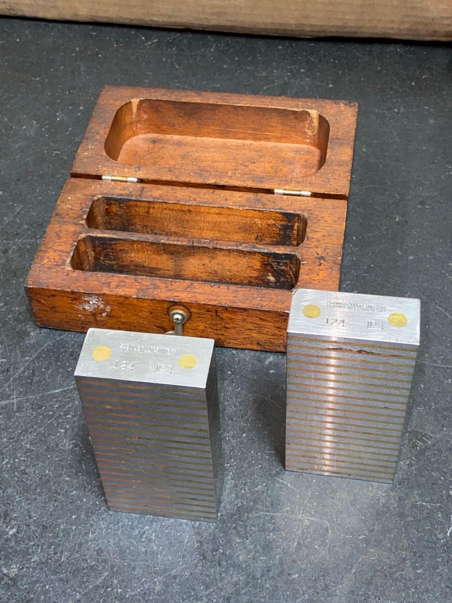 Set of (2) Brown & Sharpe Magnetic Transfer Blocks w/ Case - Image 3 of 5