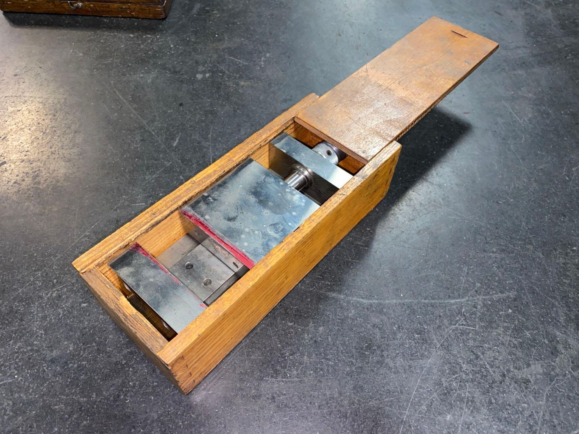 3" Precision Machinist Vise w/ Wood Box - Image 5 of 5