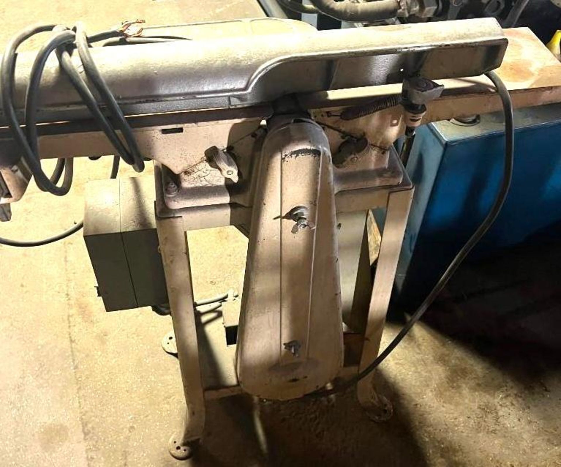 6" Delta Wood Jointer Machine - Image 3 of 7