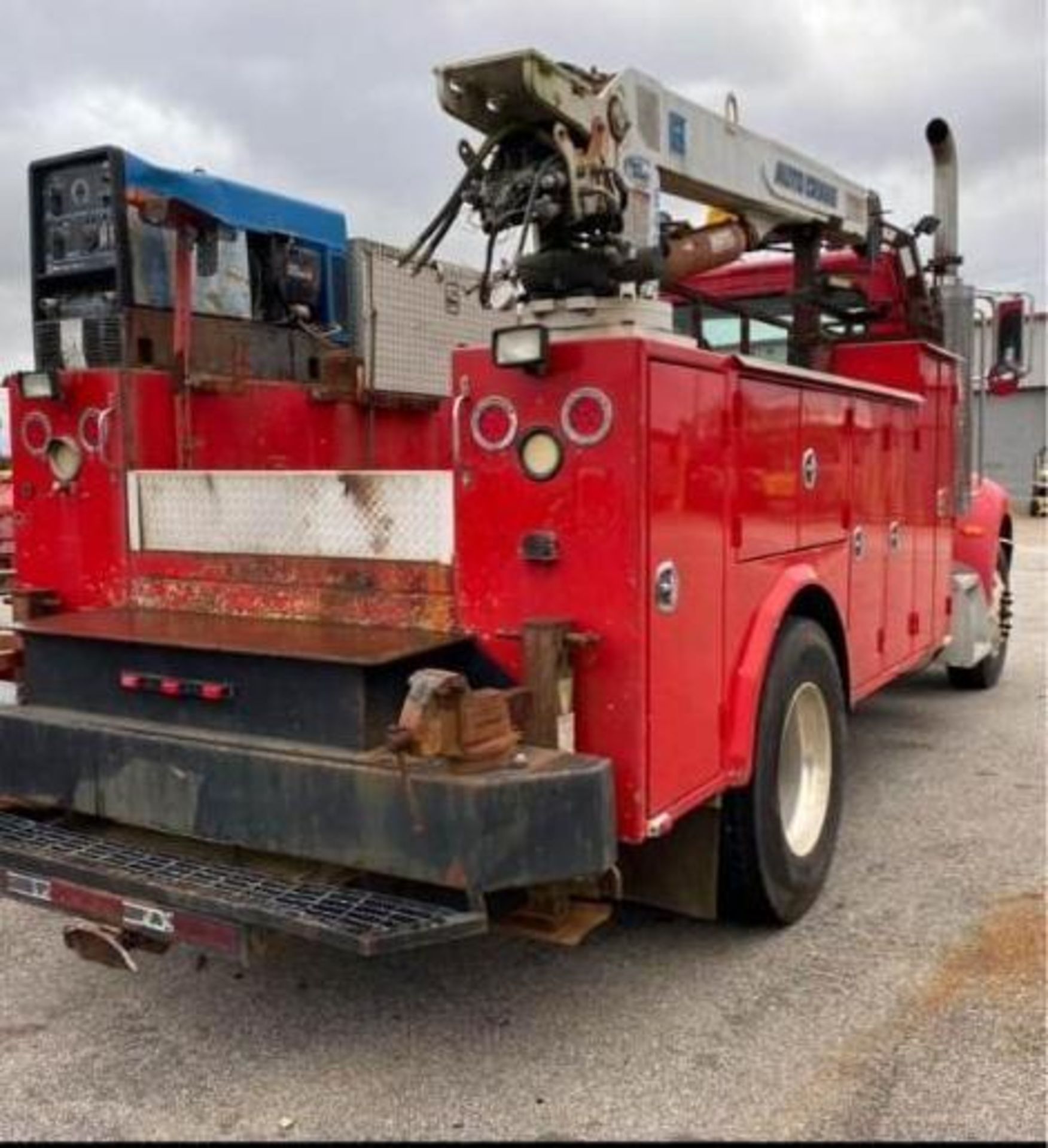 2007 Peterbilt 335 Truck (located off-site, please read description) - Image 4 of 9