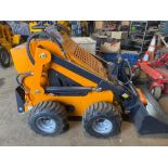 New LandHero Stand On Mini Skidloader Model LDH-HY380