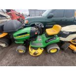 John Deere 125 Riding Lawn Mower