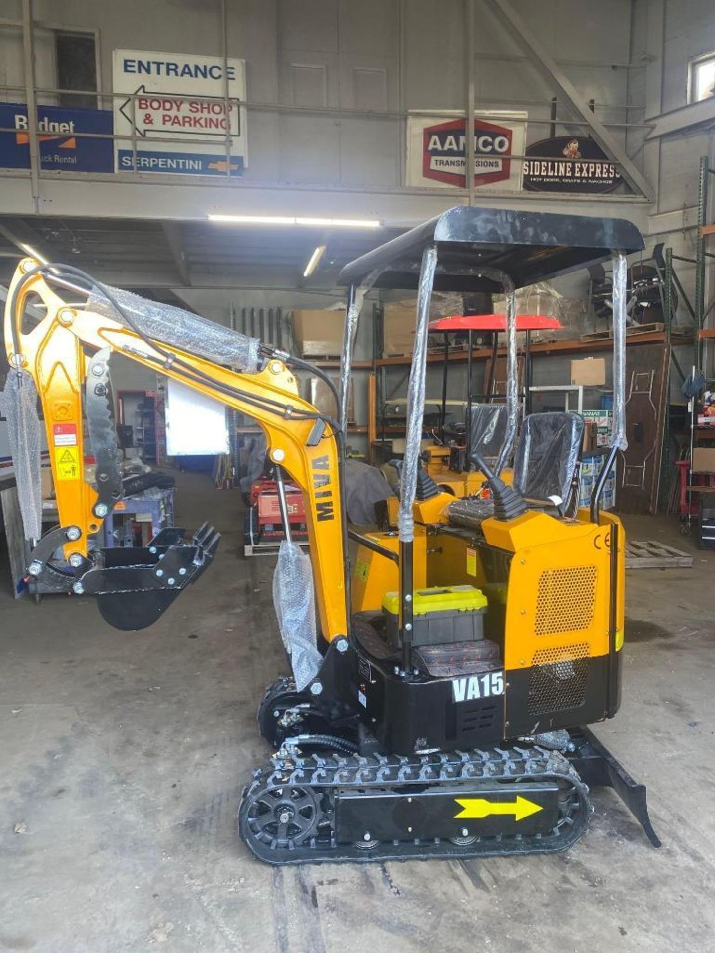 New MIVA Co Gas Powered Mini Excavator Model VA15