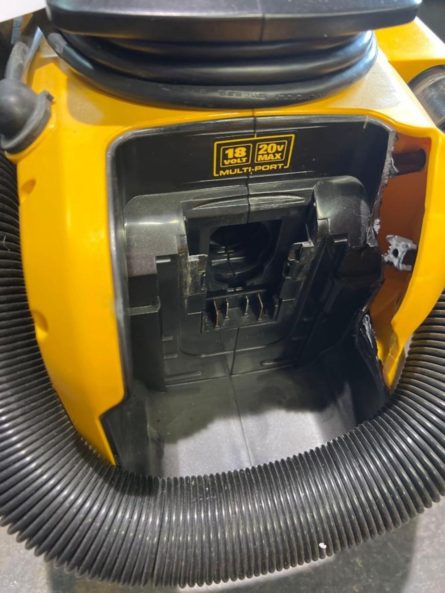 Dewalt 20v 2g Wet/Dry Mini Vacuum - Bild 2 aus 4