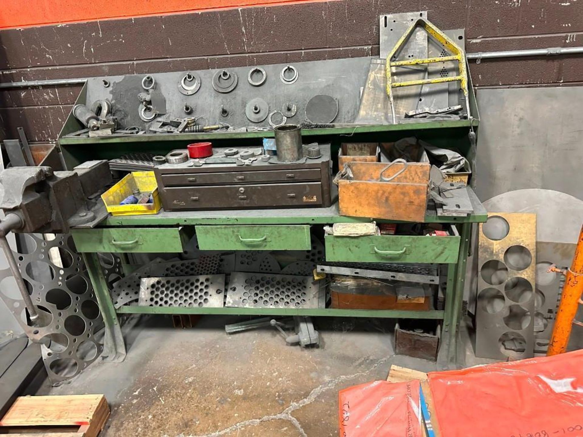 Whitman 847 Plasma Cutter with MANY accessories (located off-site, please read description) - Image 17 of 38