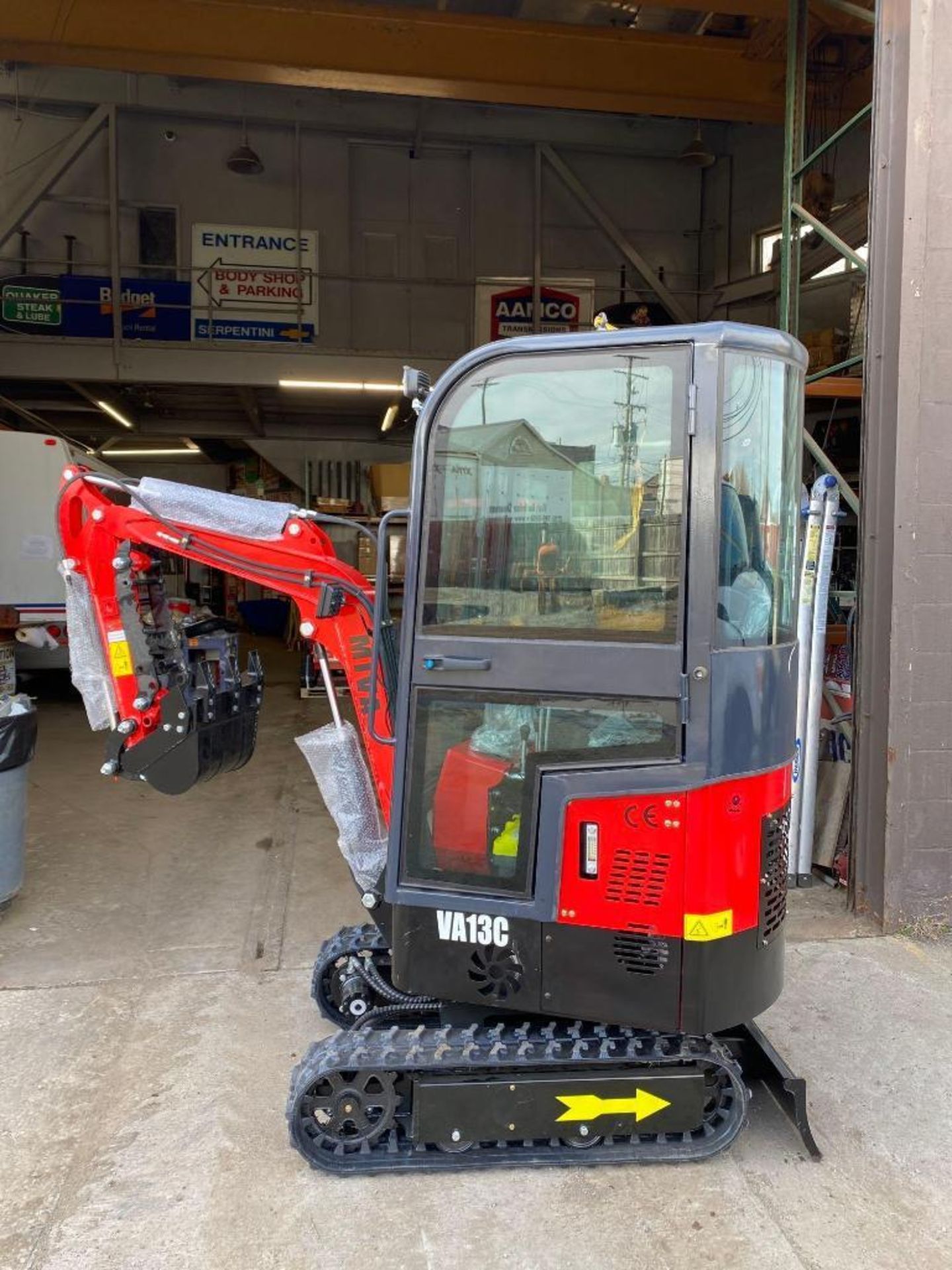 New MIVE Co Gas Powered Mini Excavator (Full Cab) Model VA13C