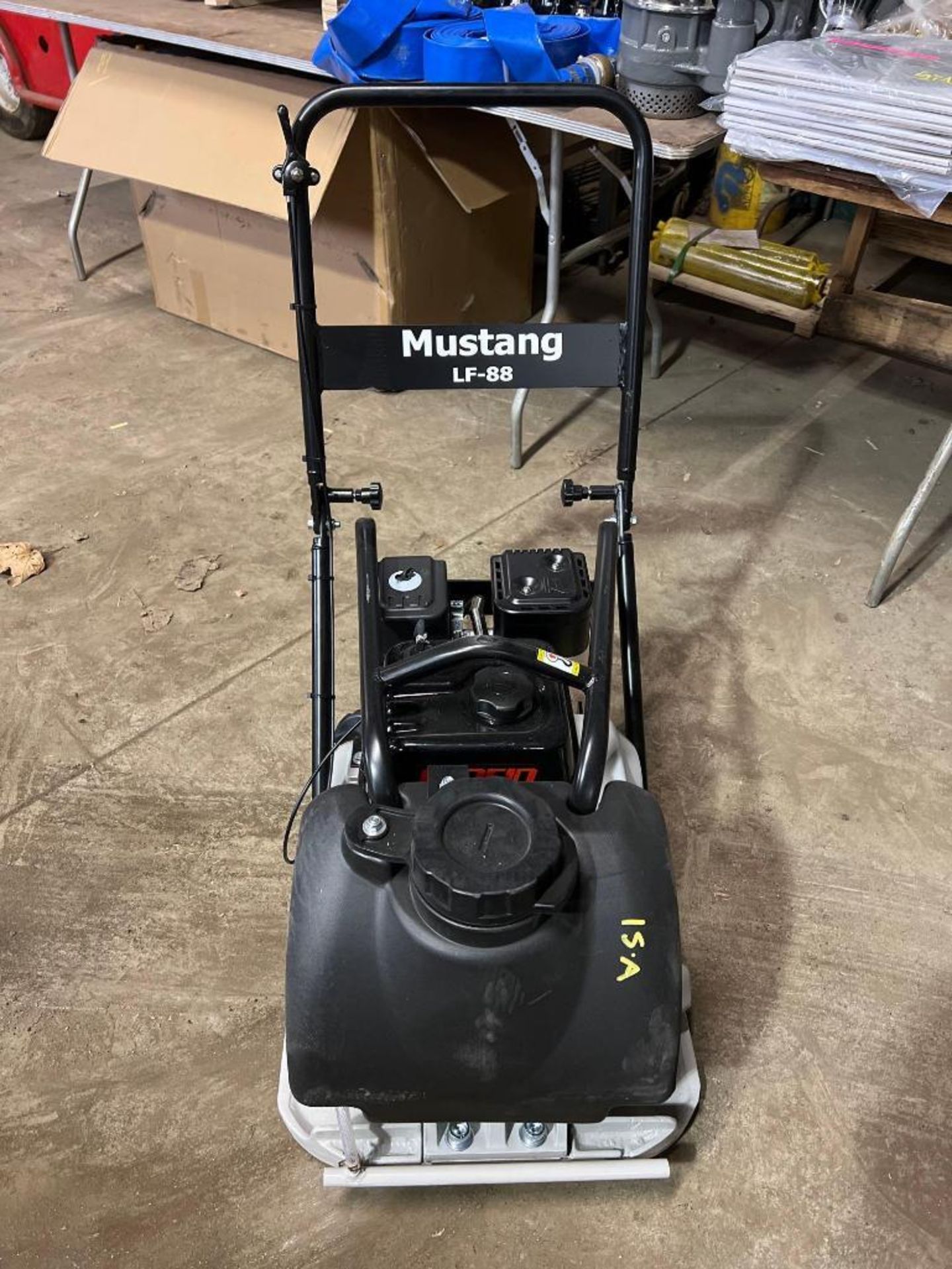 New Mustang LF-88D Plate Compactor - Image 2 of 4