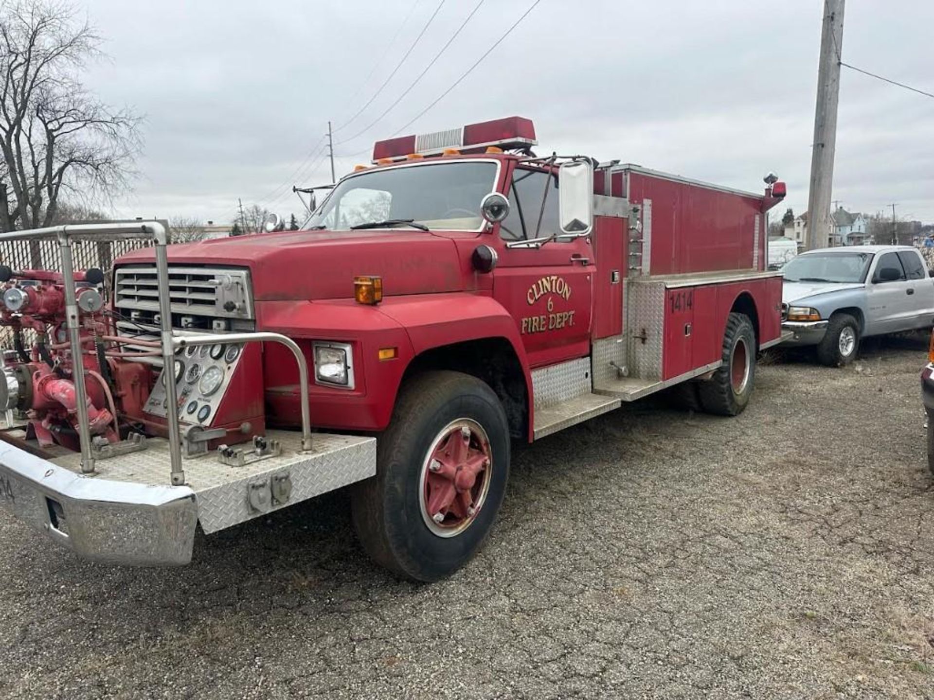 1980 Ford Fire Truck (located off-site, please read description) - Image 2 of 19