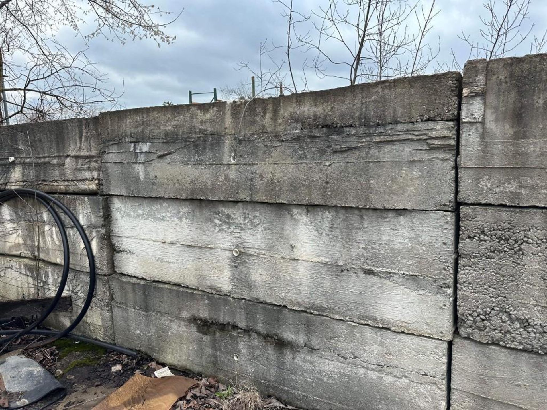 (10) Concrete Retaining Blocks (located off-site, please read description) - Image 5 of 10