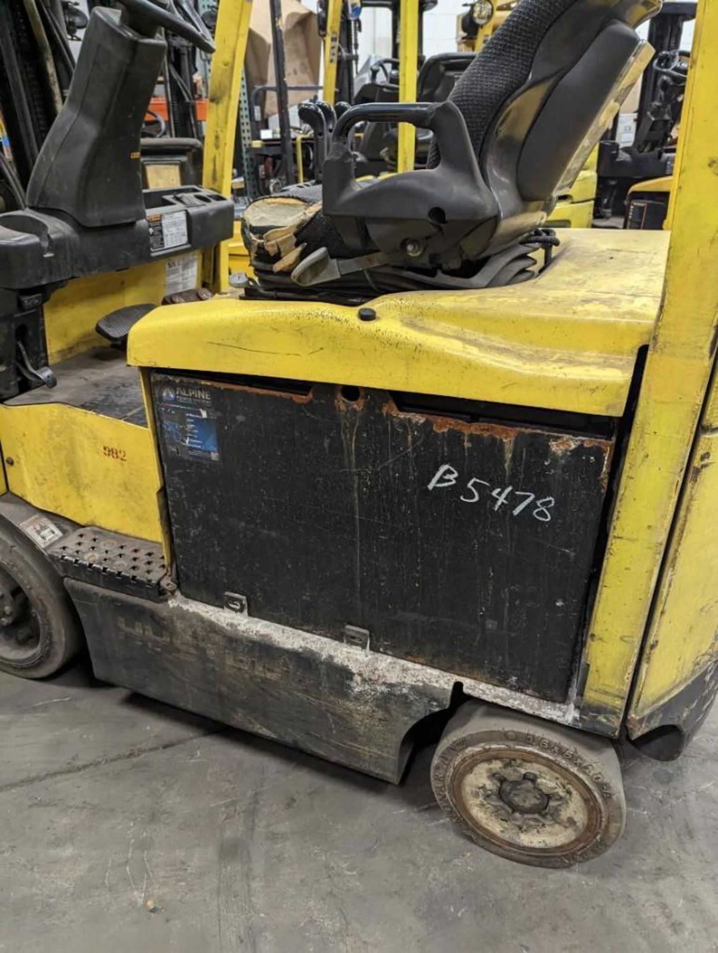 2010 Hyster E50-XN33 (located off-site, please read description) - Image 8 of 13