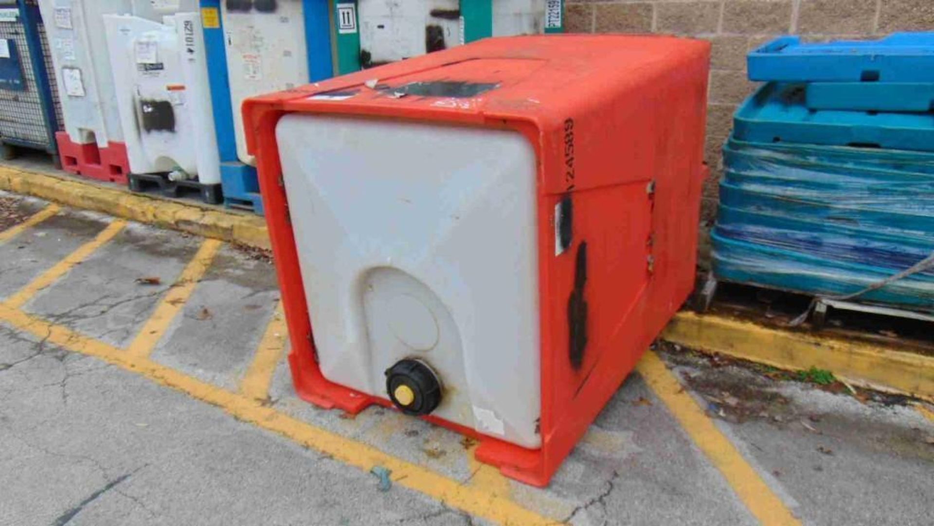 (6) 330 Gallon Insulated IBC Totes – Non Food Grade (located off-site, please read description) - Image 3 of 7