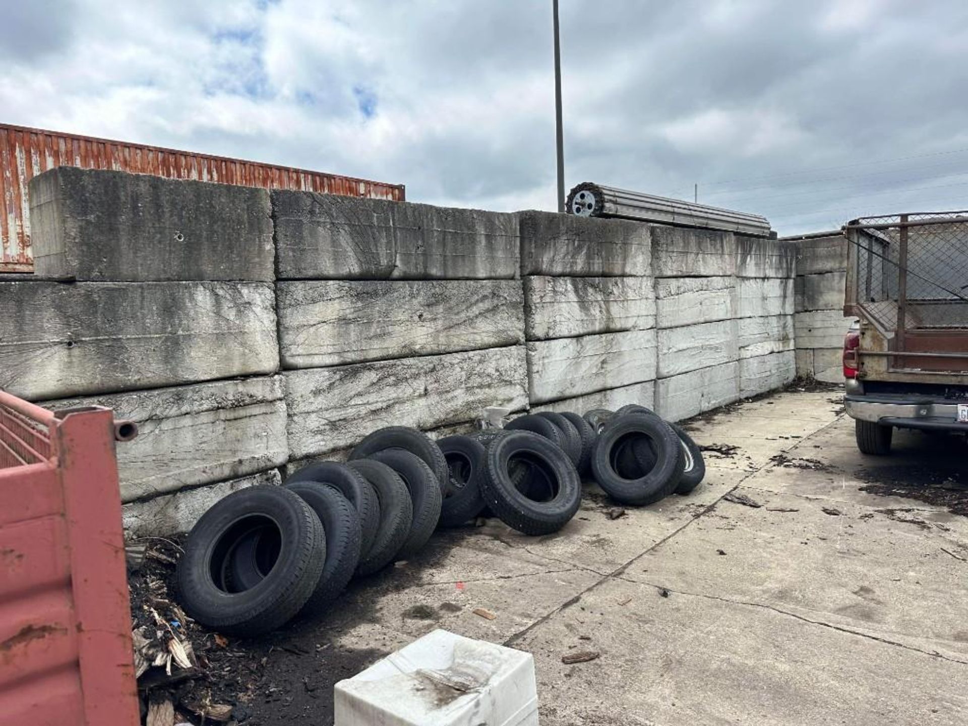 (10) Concrete Retaining Blocks (located off-site, please read description) - Image 10 of 10