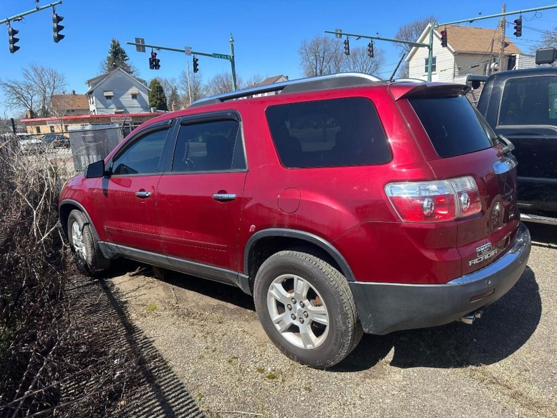 2009 GMC Acadia Multipurpose Vehicle (located off-site, please read description) - Image 2 of 6