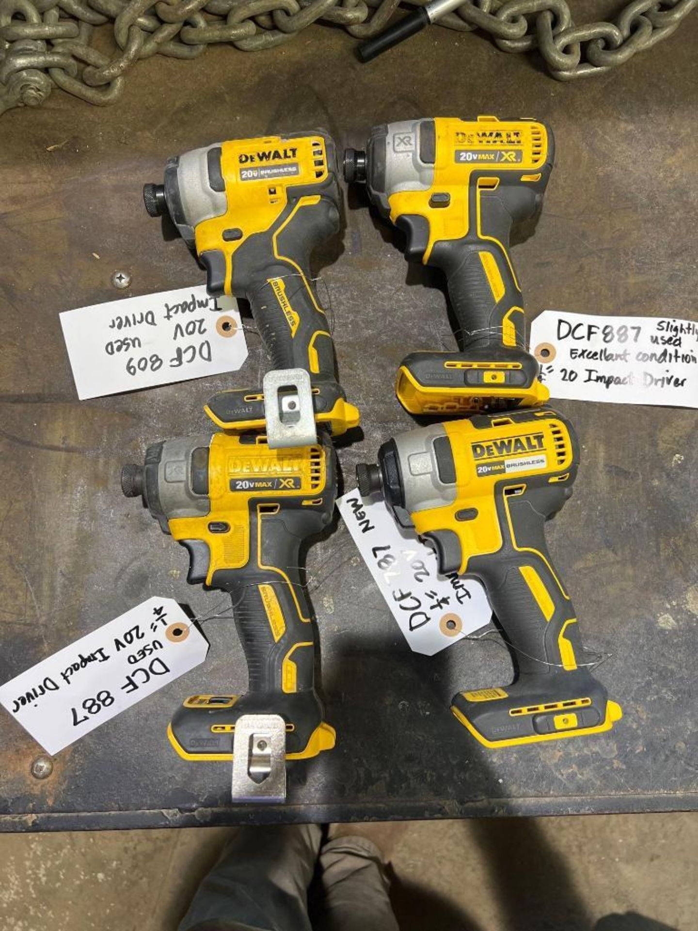 (4) Dewalt 1/4" 20v Cordless Impact Drivers