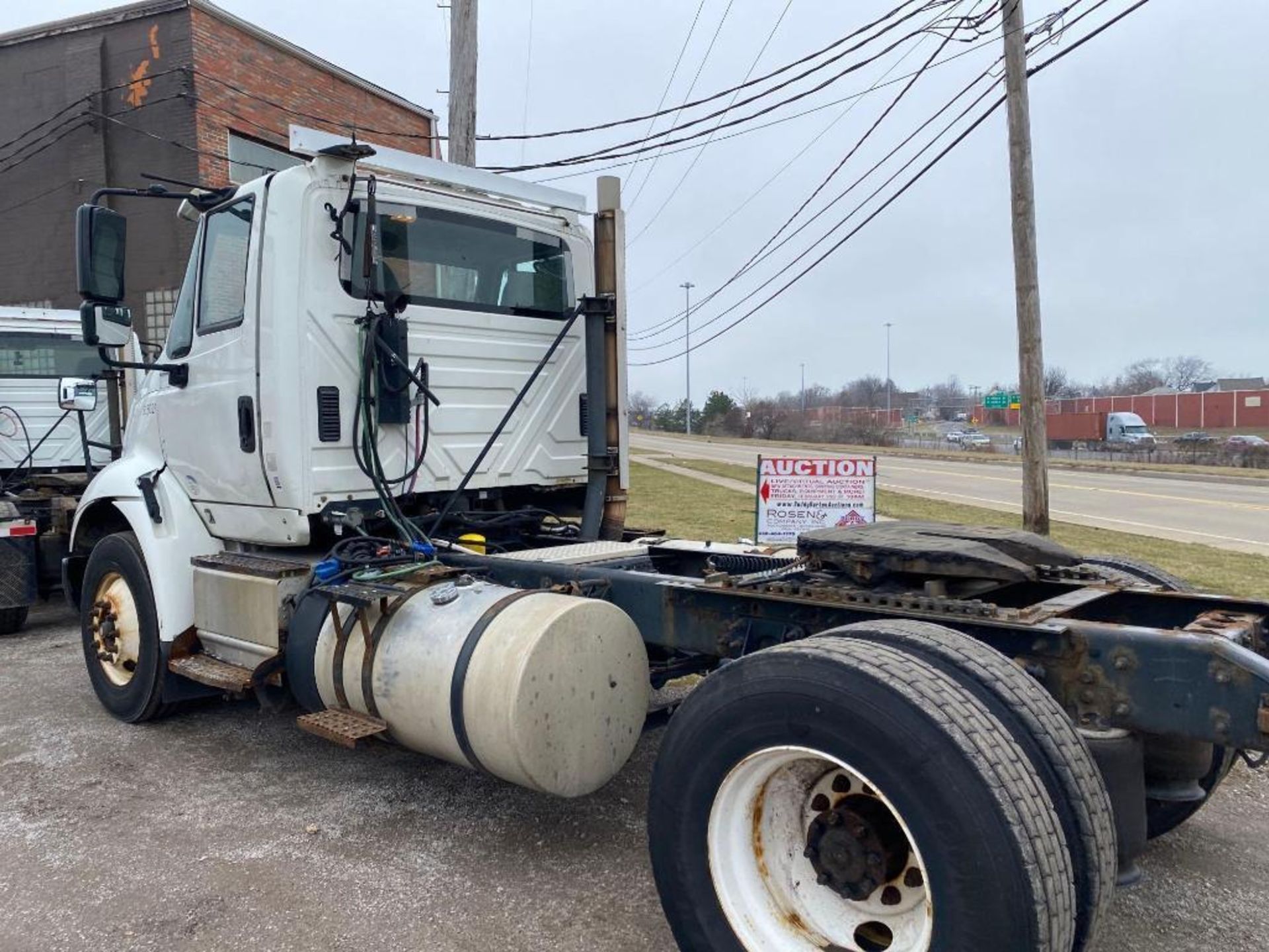 2015 International TranStar 8600 Single Axle Tractor / Truck - Image 8 of 10