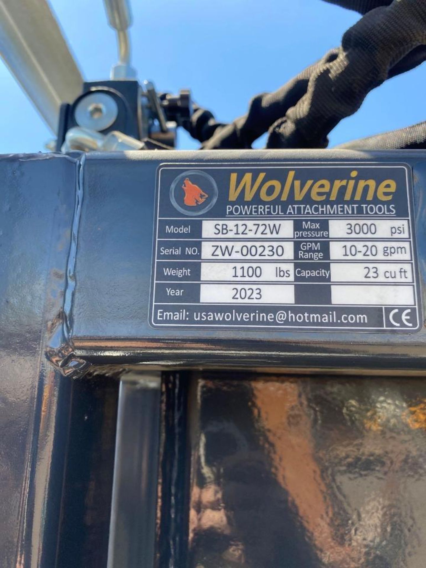New Wolverine Co 72in Hydraulic Skidloader Sifting Bucket Model SB-12-72W - Image 3 of 3
