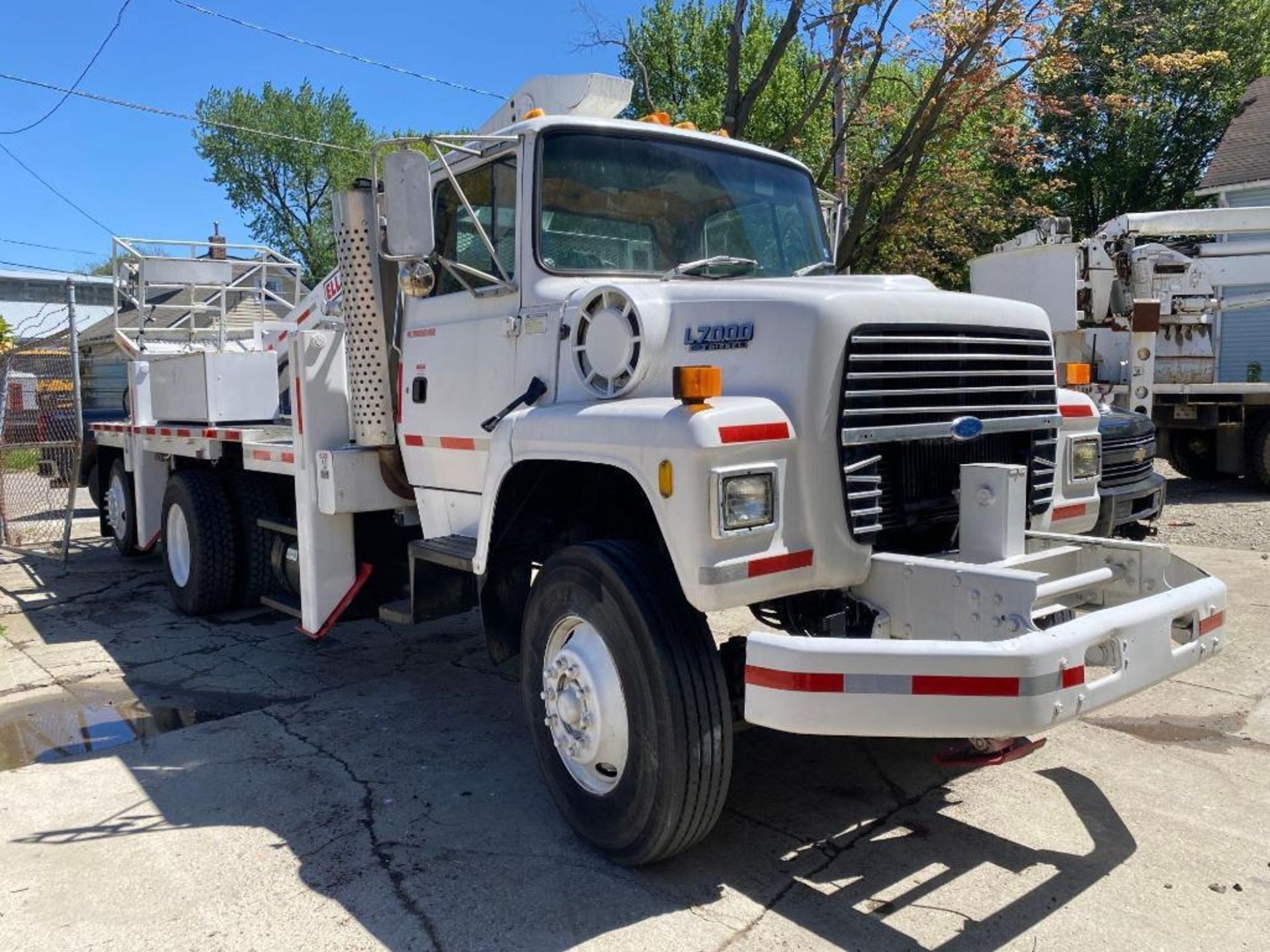 1994 Ford LN7000 60ft Bucket Truck (located offsite-please read full description) - Image 4 of 26