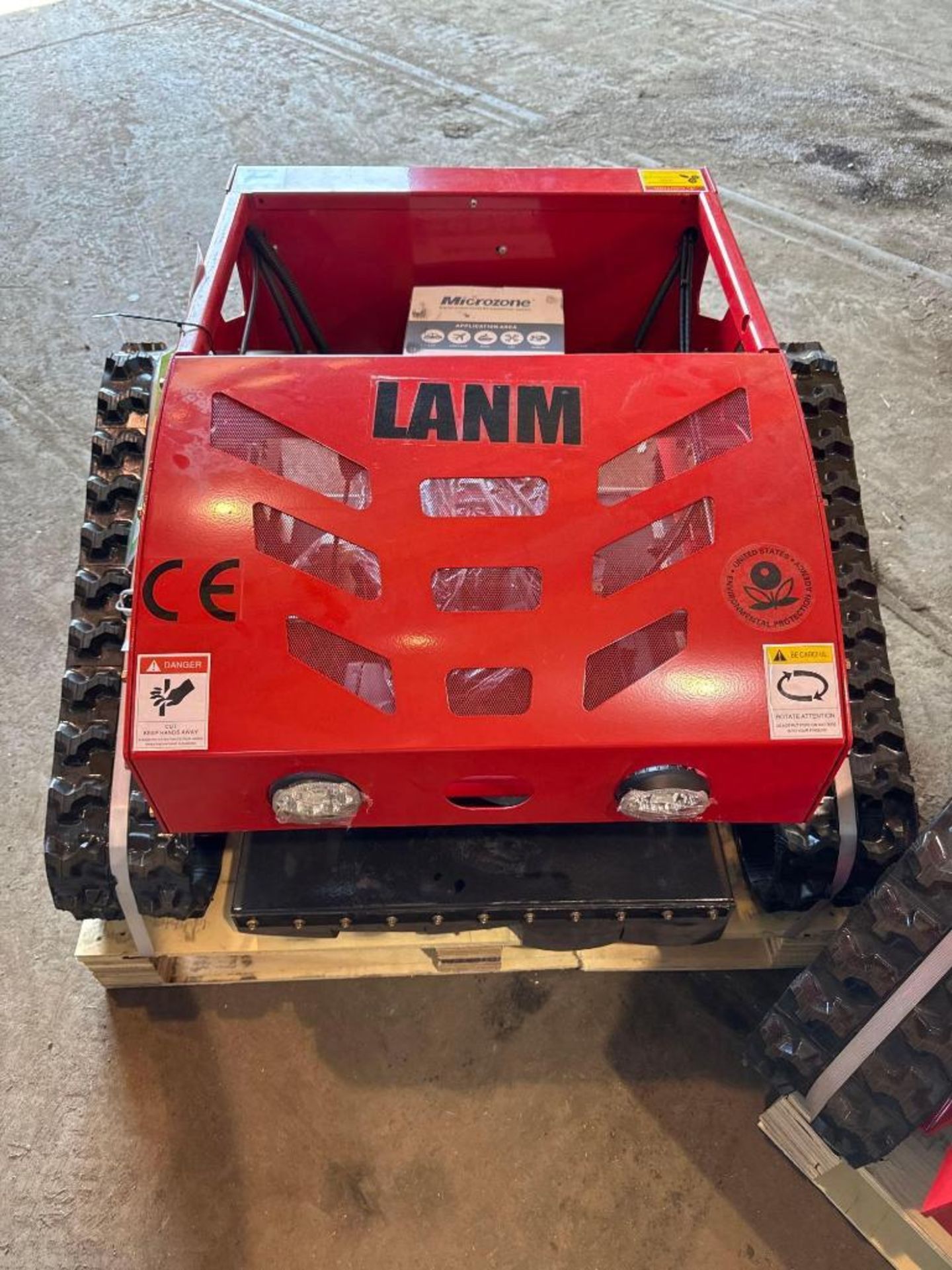 New LANM CO Remote Control Gas Crawler Lawn Mower Model LAM750