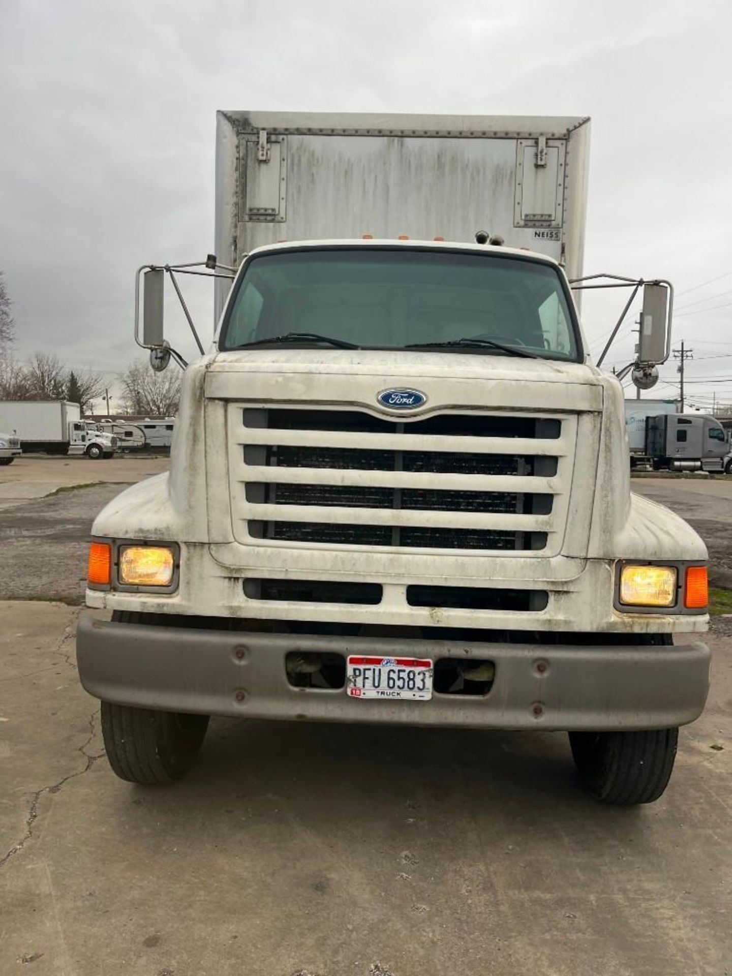 1997 Ford L8501 Louisville 101 Truck (located off-site, please read description) - Image 2 of 19