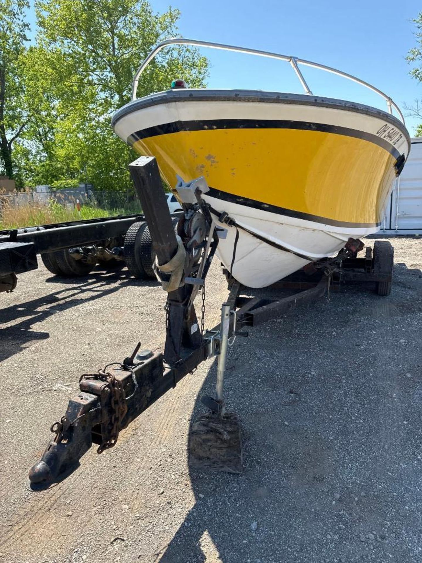 1979 Thunderbird 23ft Formula Liquid Thunder Speed Boat w/ Trailer - Image 2 of 18