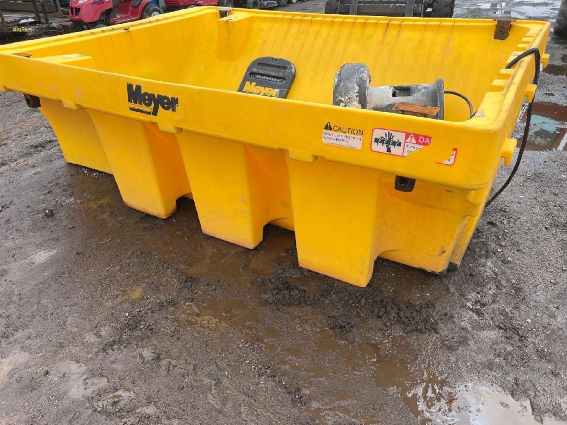 Meyer Crossfire Salt Spreader - Image 11 of 11