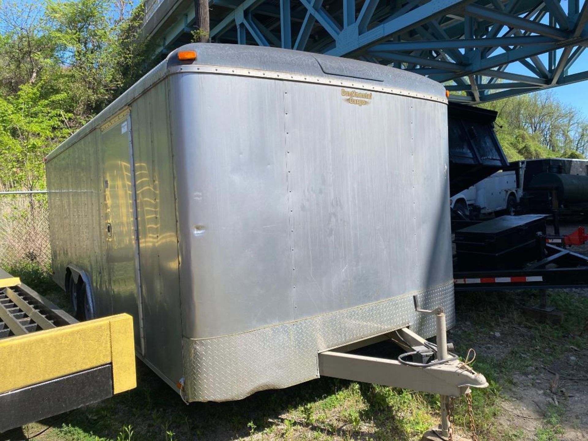 2012 Forest River Co 20ft Tandem Enclosed Box Trailer (located offsite-please read full description) - Image 3 of 6