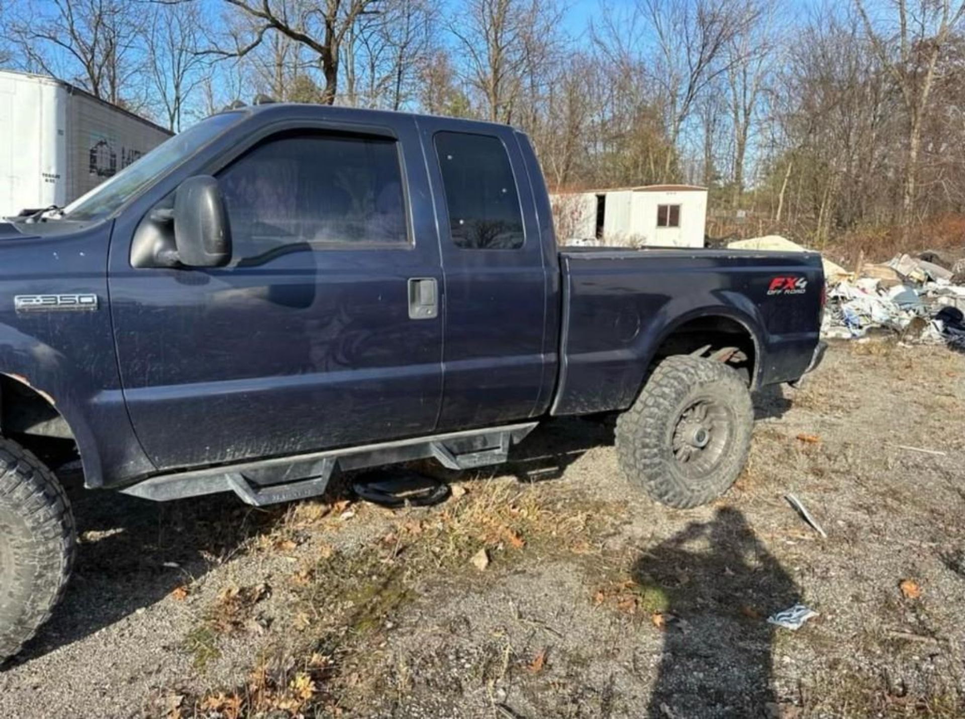 2005 Ford F-350 Pickup Truck (located offsite-please read full description) - Image 4 of 7