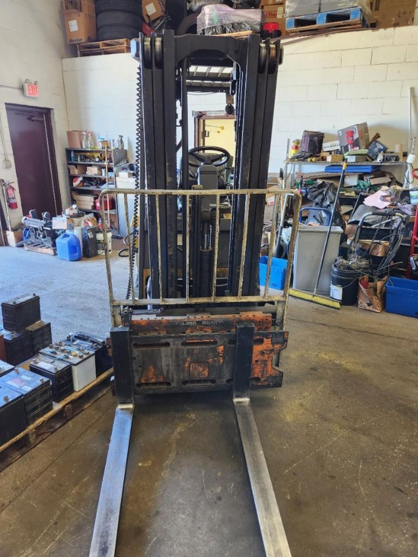 1999 Yale ERC 50 Electric Forklift (located off-site, please read description) - Image 4 of 5