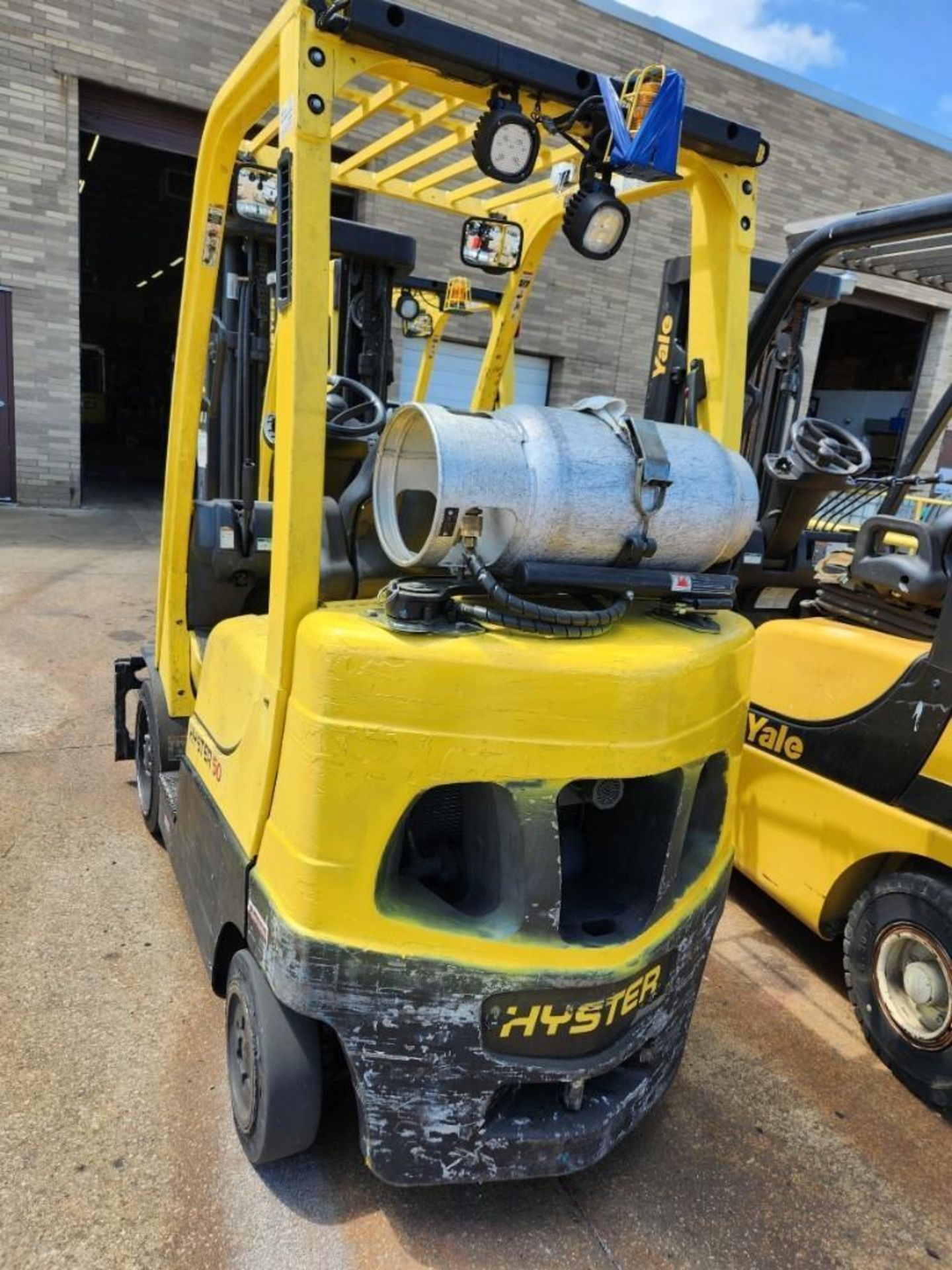 2014 Hyster S50FT Forklift (located off-site, please read description) - Image 5 of 7