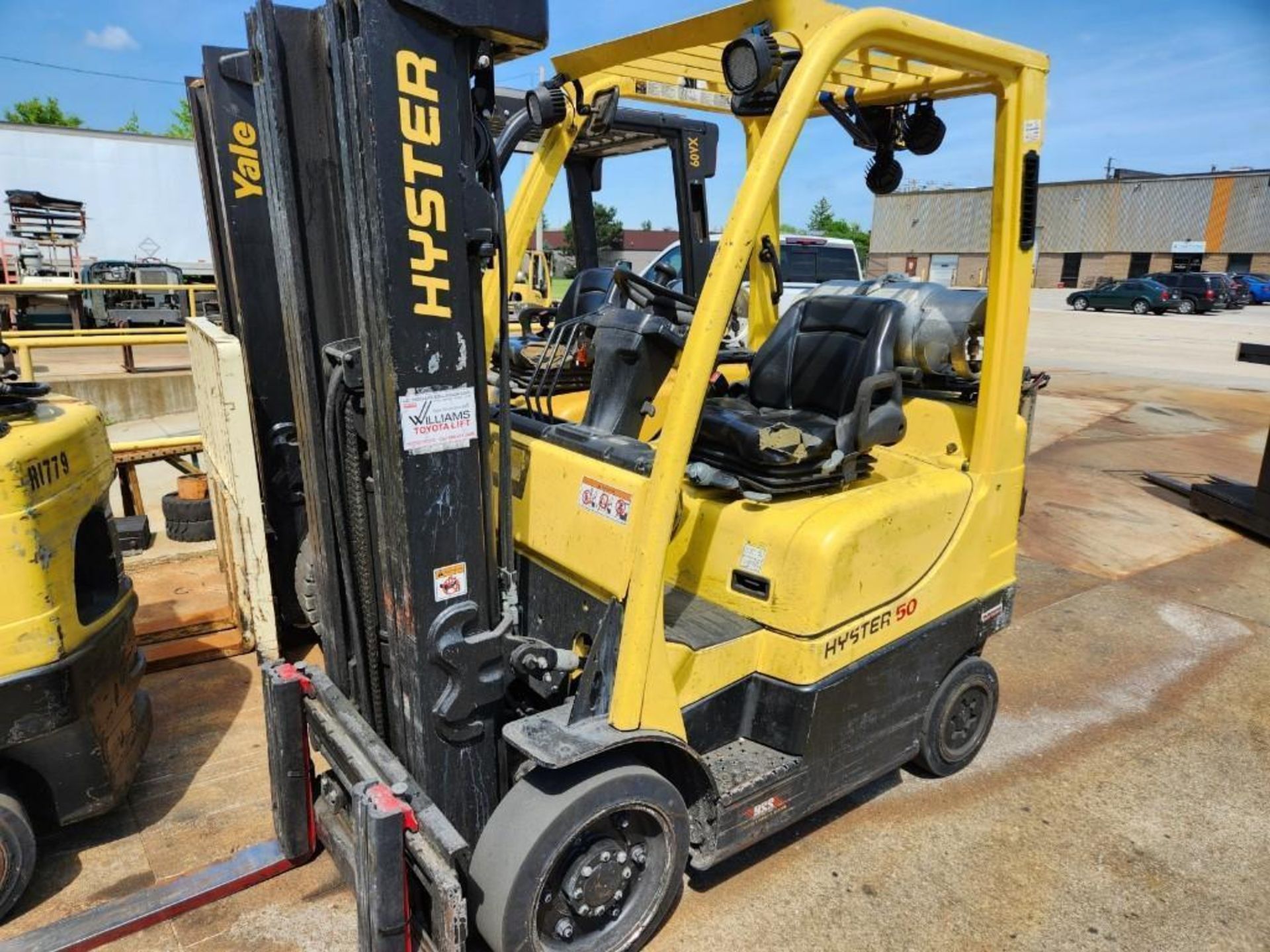 2014 Hyster S50FT Forklift (located off-site, please read description) - Image 6 of 7