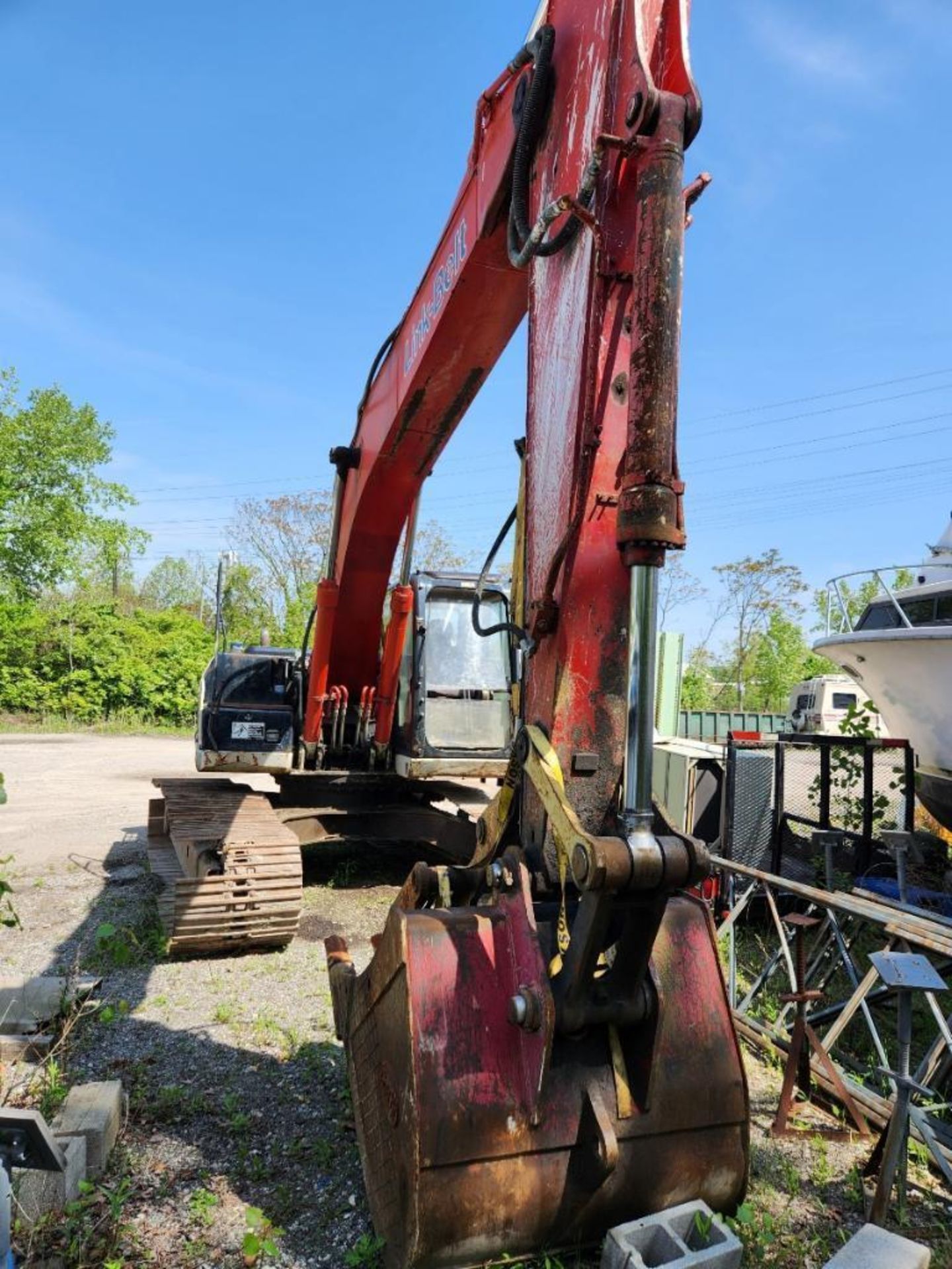 Link-Belt Excavator with Bucket (located off-site, please read description) - Image 3 of 12