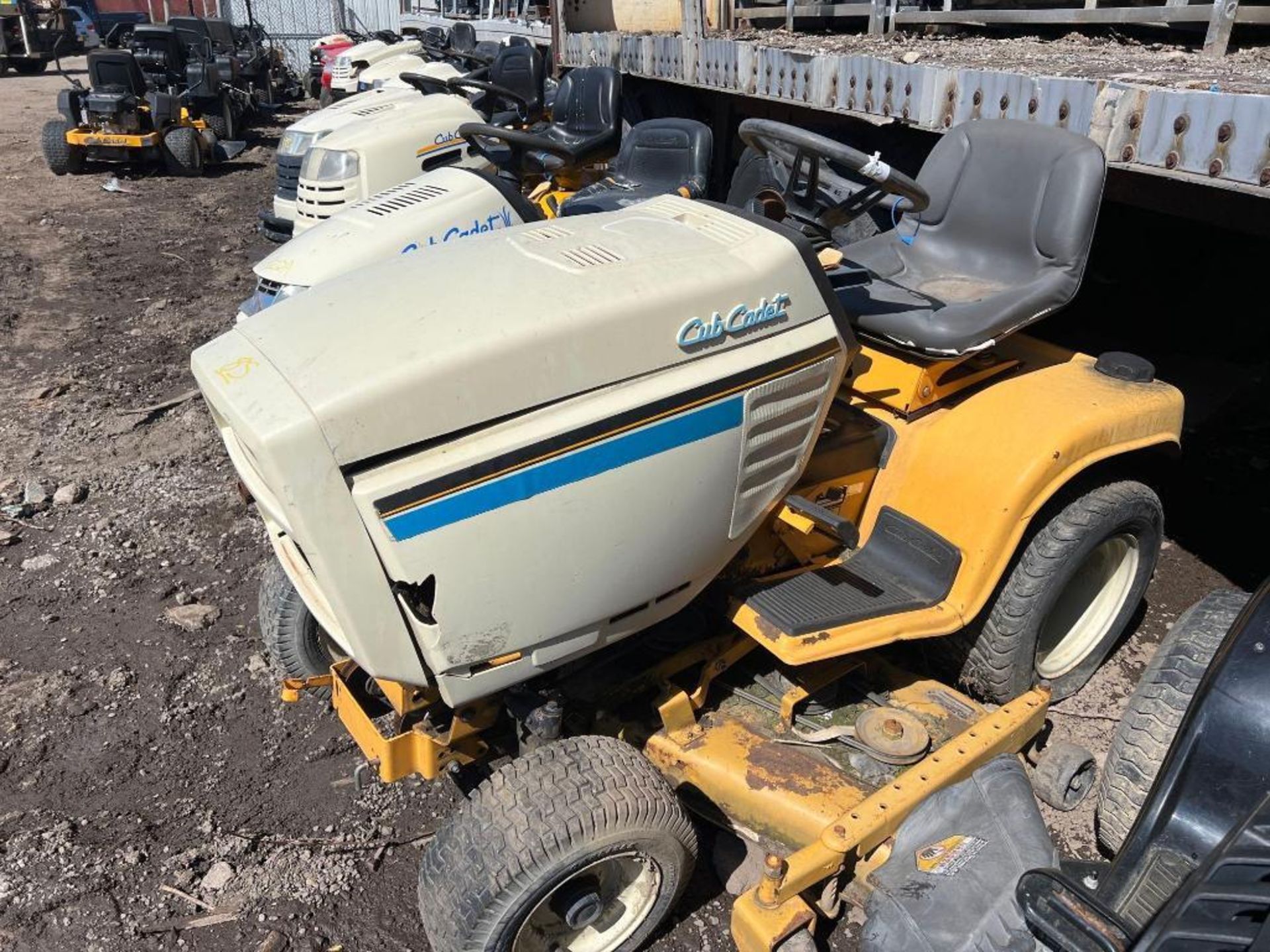 Cub Cadet Riding Lawn Mower - Image 2 of 3