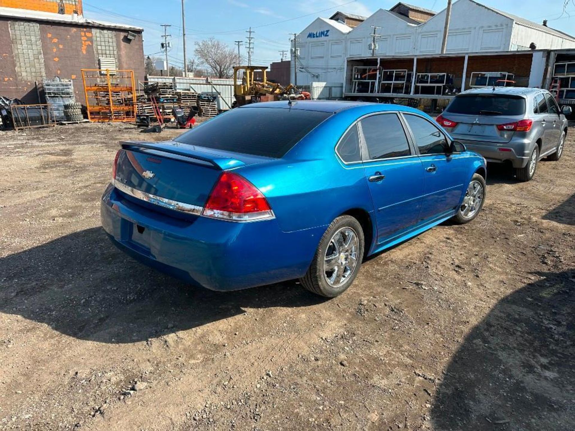 2010 Chevrolet Impala - Image 4 of 8