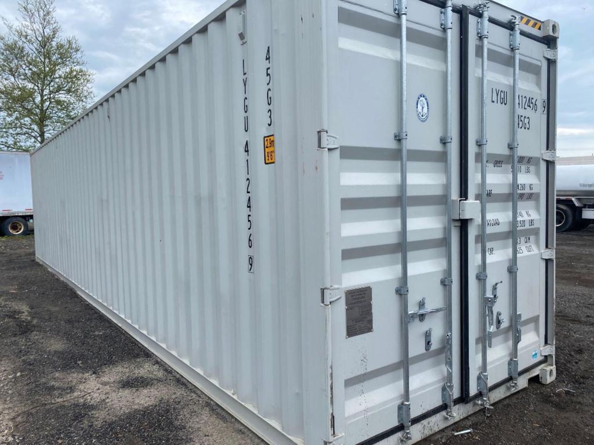 New Dong Fang International 40ft (4 side door) Steel Shipping/Storage Container - Image 3 of 6