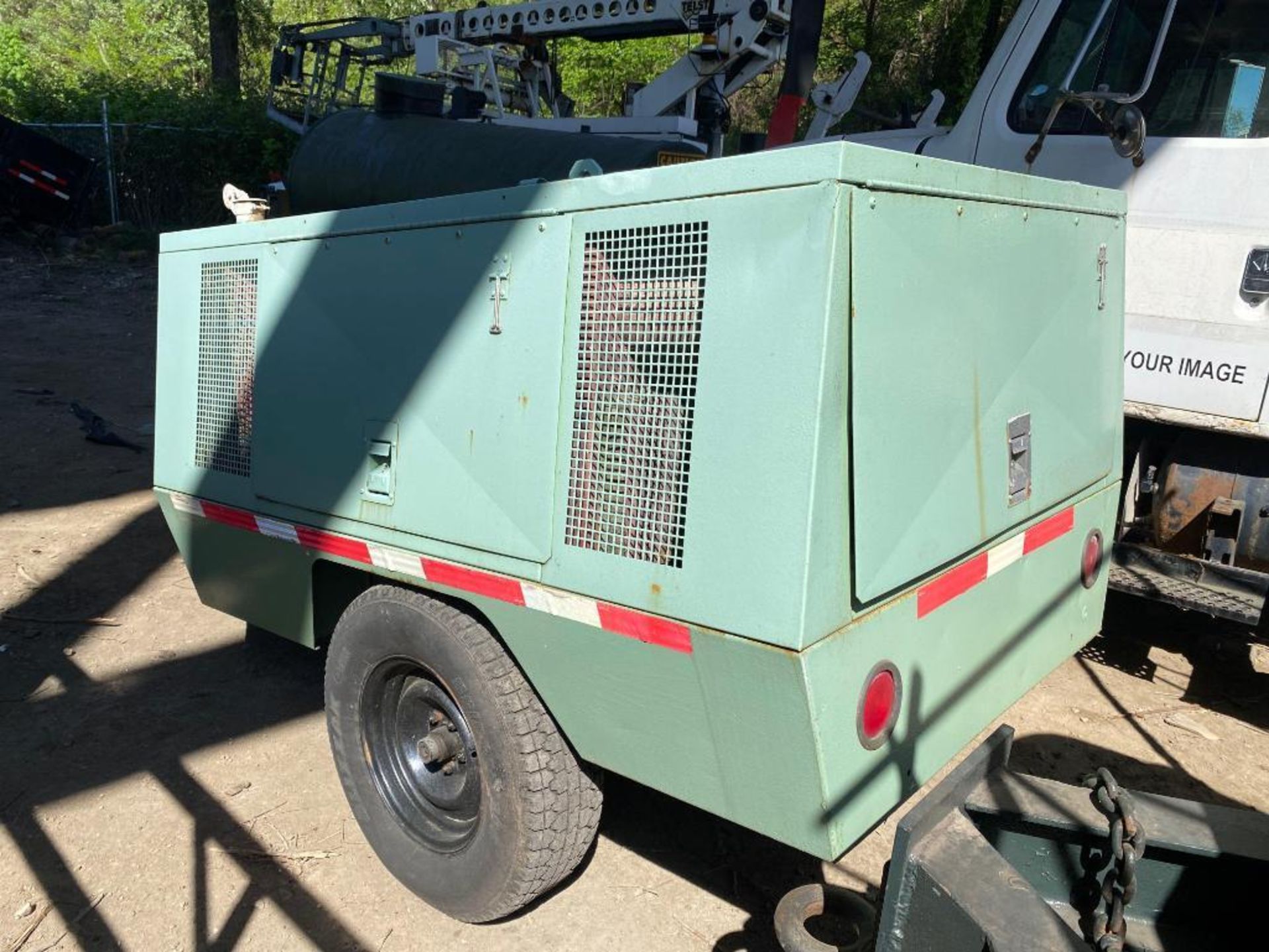 Sullair Diesel Air Compressor (located offsite-please read full description) - Image 8 of 9