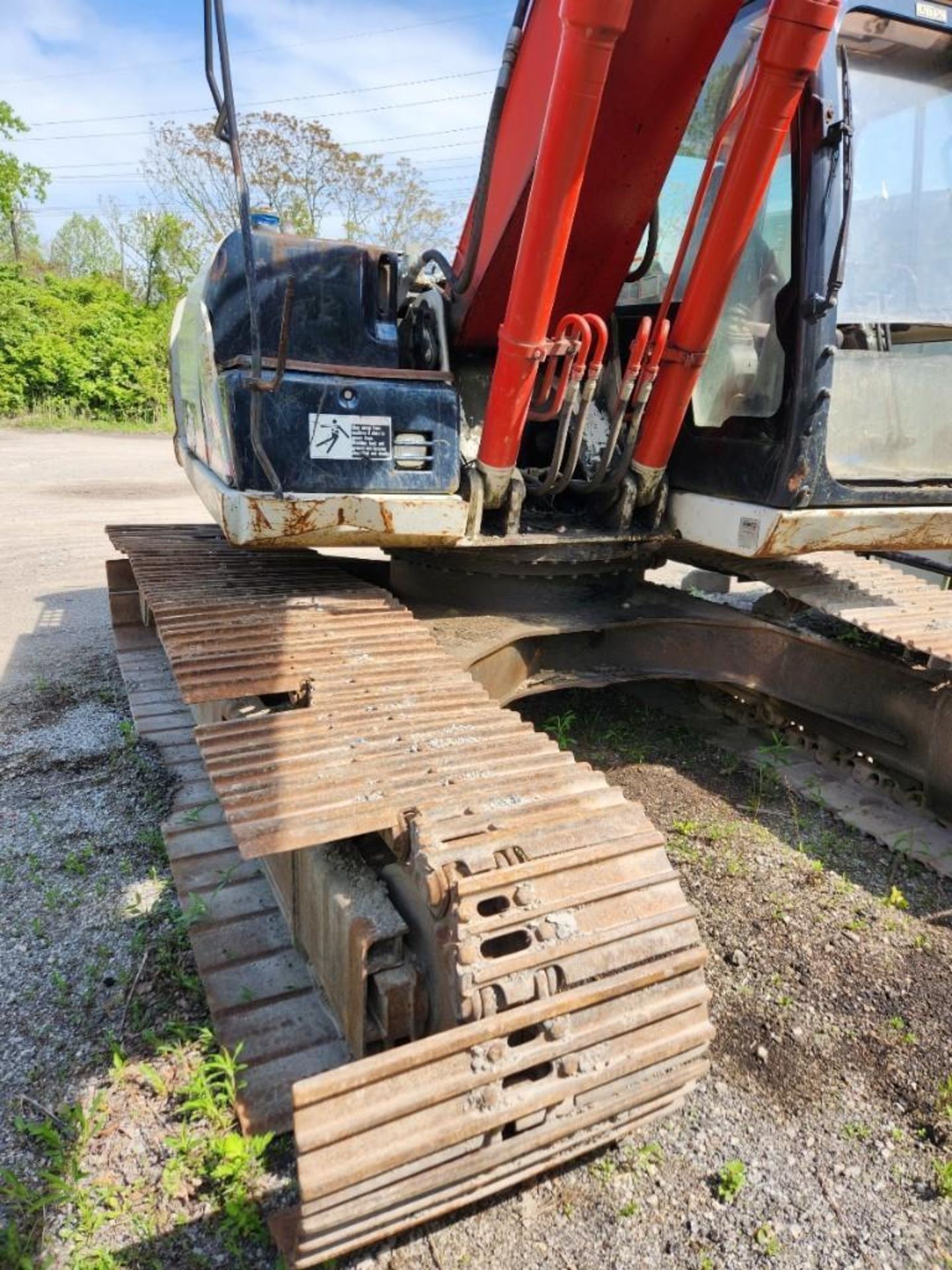 Link-Belt Excavator with Bucket (located off-site, please read description) - Image 6 of 12